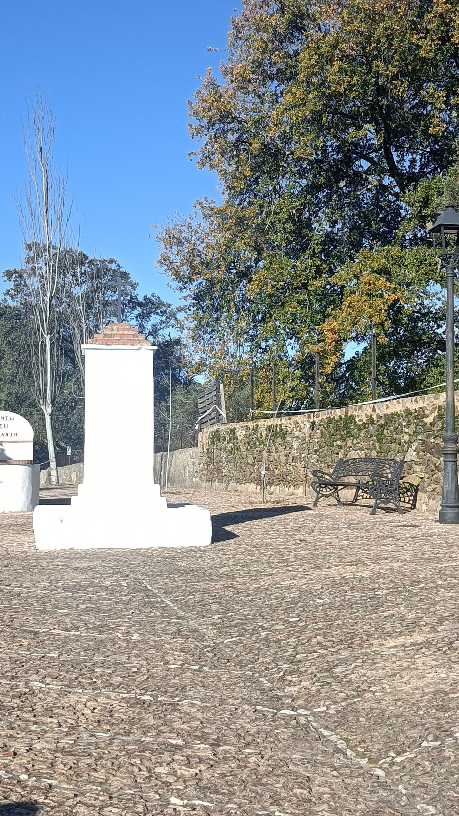 Fuente del Calvario, en Castaño del Robledo