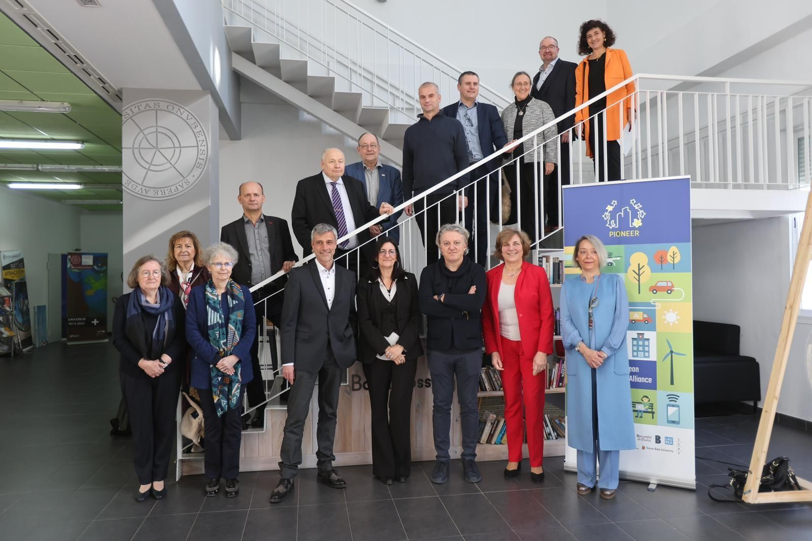 Los rectores de las diferentes universidades europeas en la UHU.