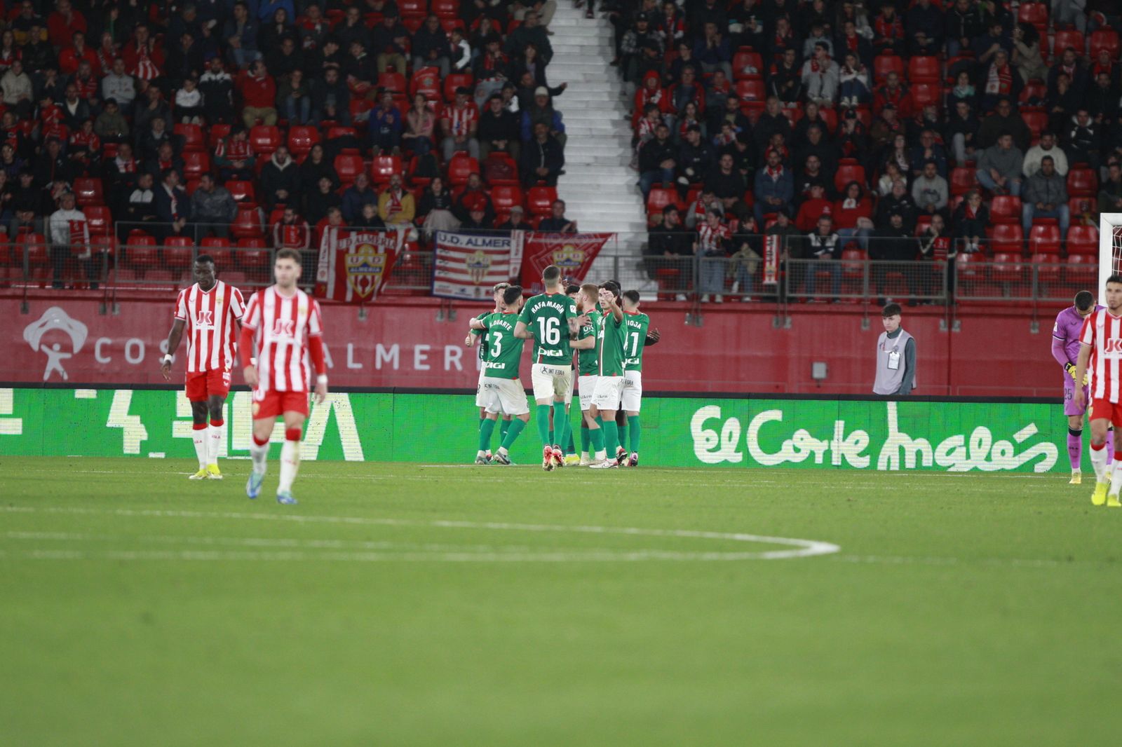 Imágenes del partido U.D. Almería-Deportivo Alavés