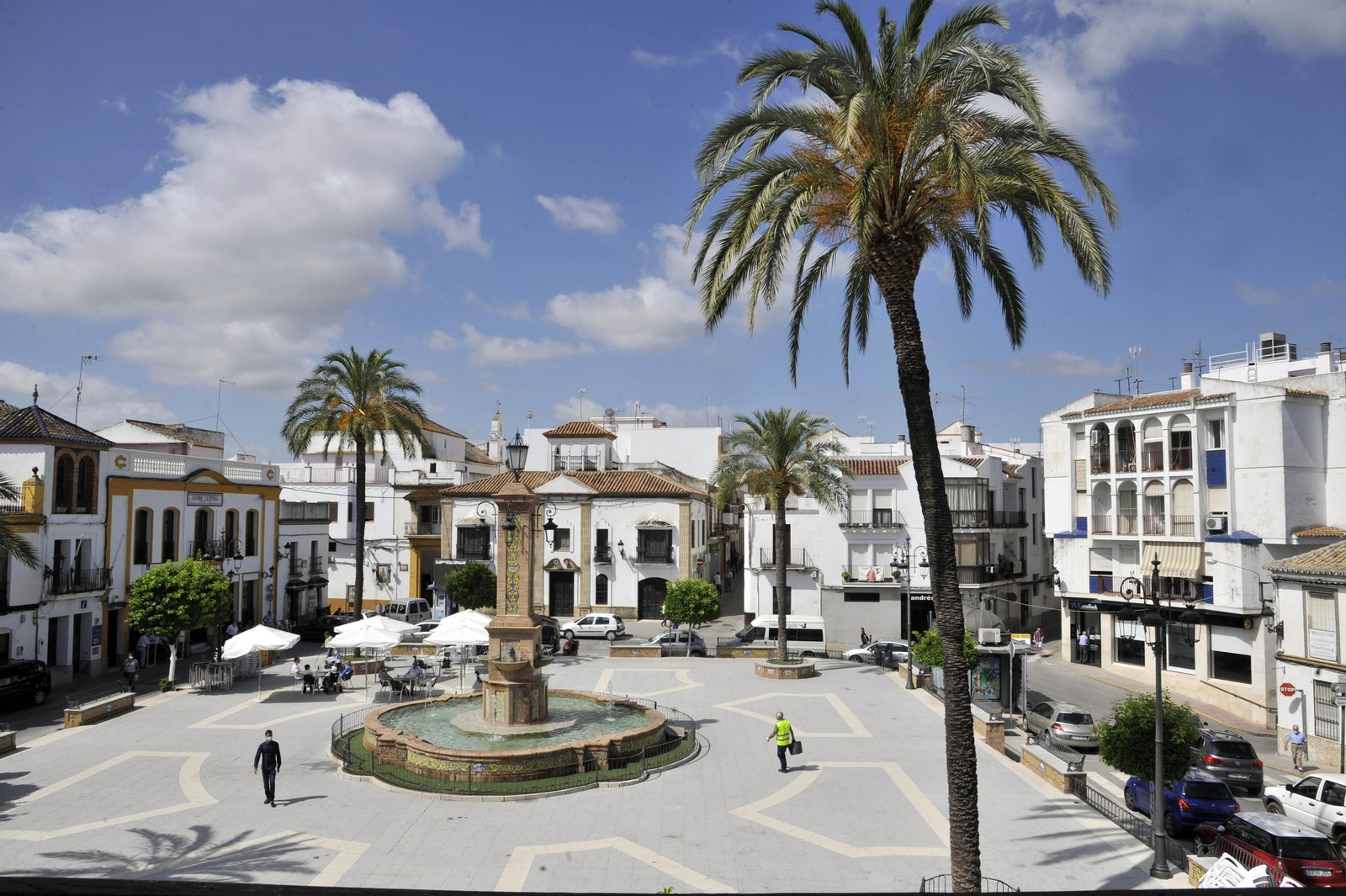 Una vista de la plaza de Villamartín.