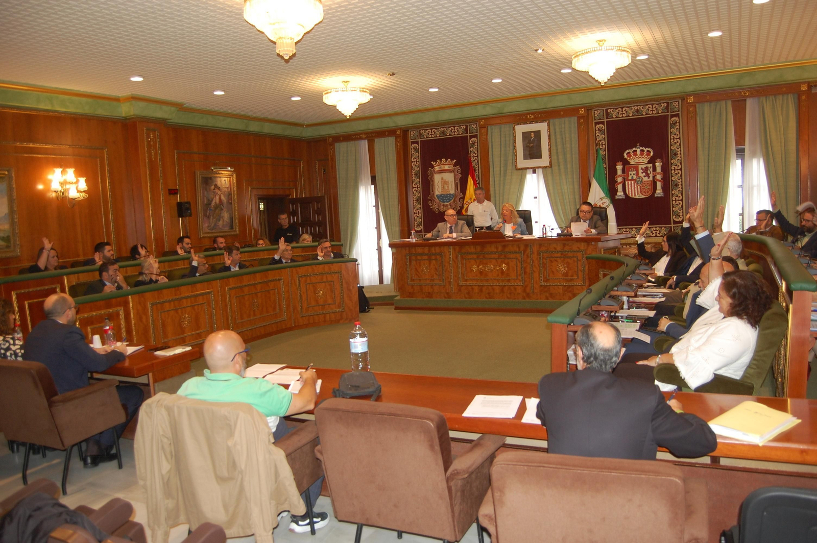 La Corporación ha celebrado este viernes el Pleno ordinario de octubre.