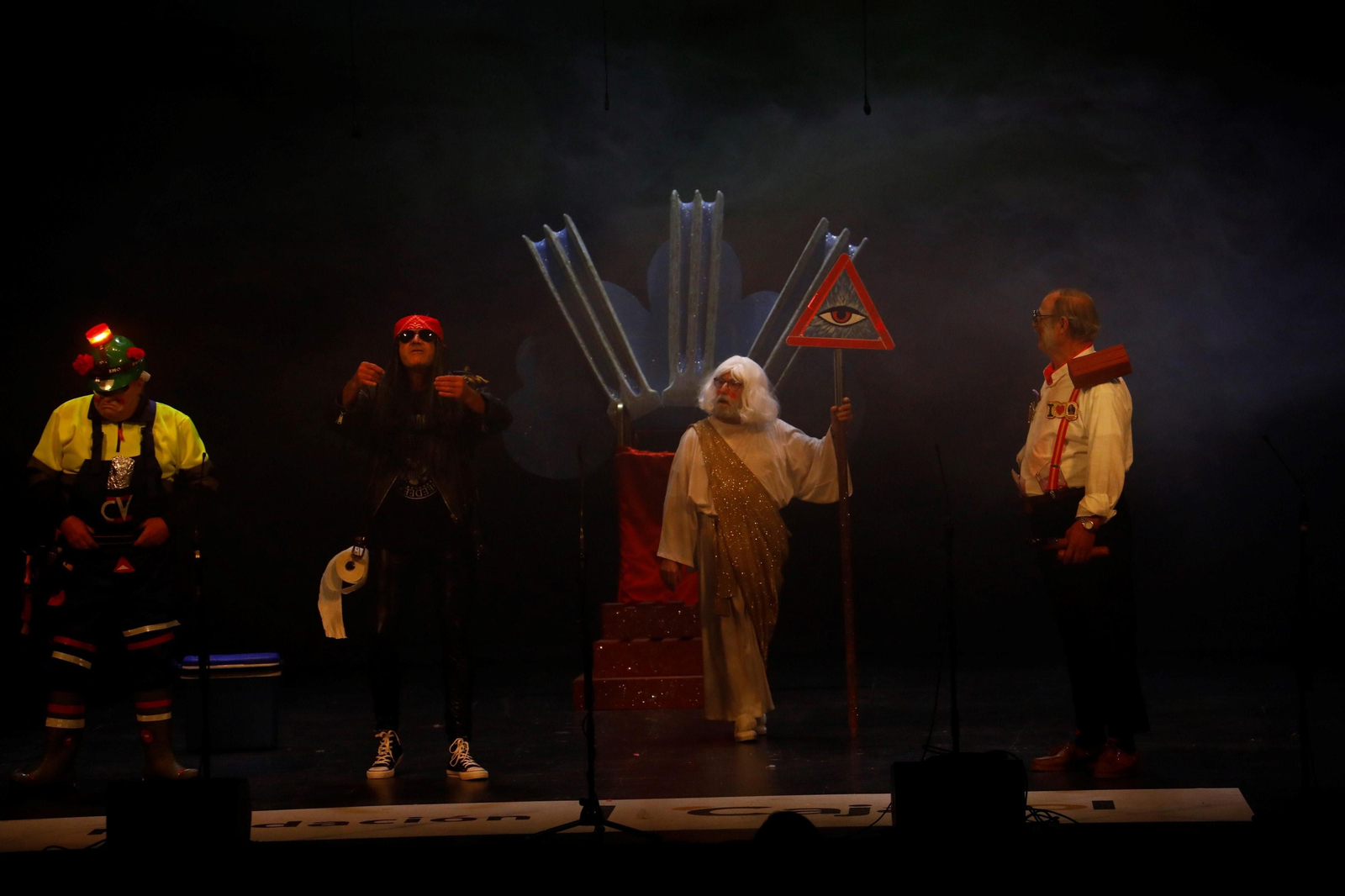 Las imágenes de la última sesión de preliminares del Concurso de Agrupaciones del Carnaval de Córdoba