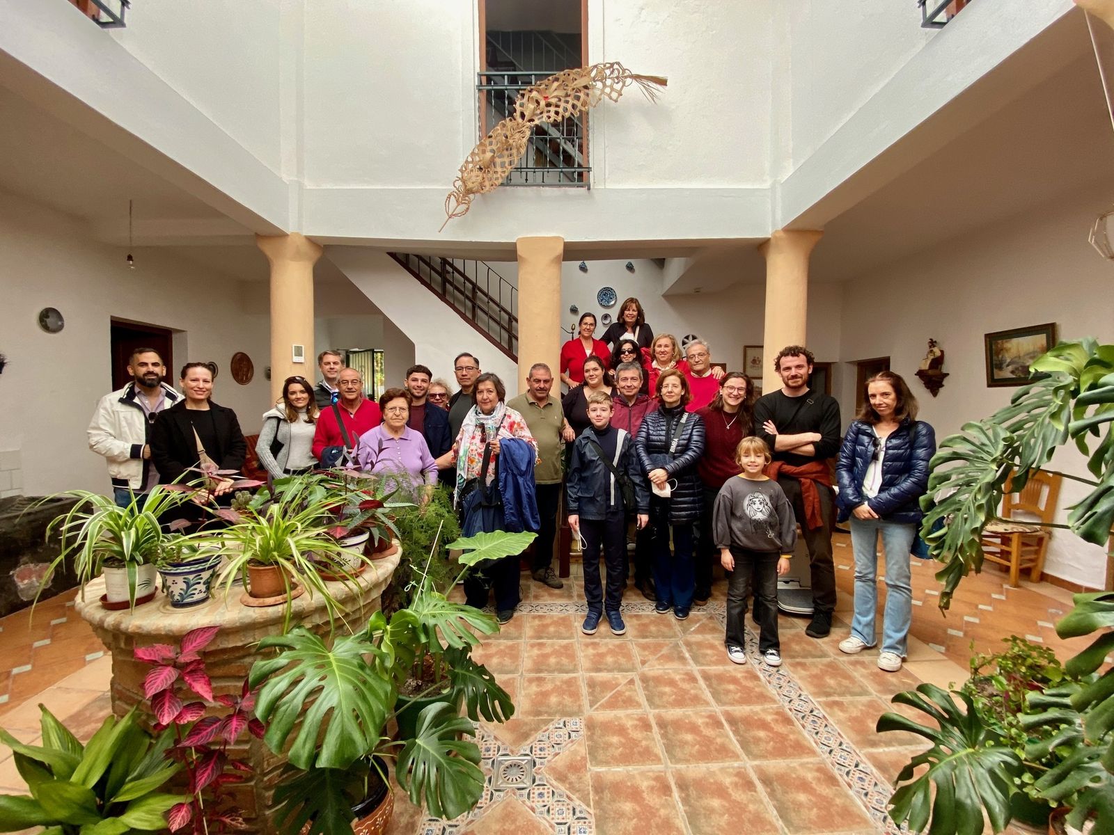 La puesta en valor del patrimonio y la memoria  marcan visita a Pinos del Valle