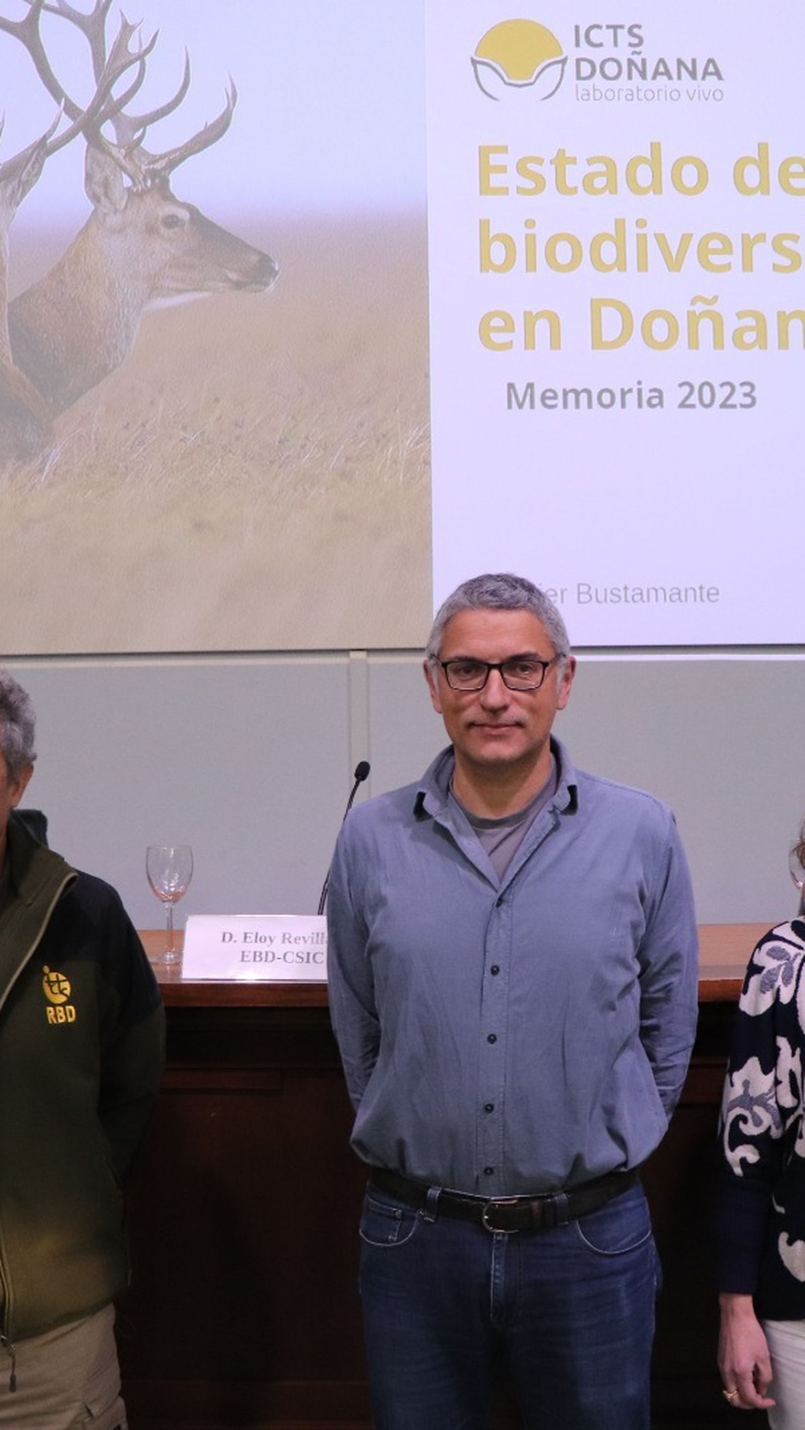 Javier Bustamante, Eloy Revilla y Rocío Fernández, hoy, en la Casa de la Ciencia de Sevilla .