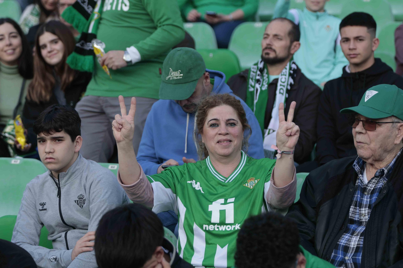 Búscate en las gradas del Villamarín