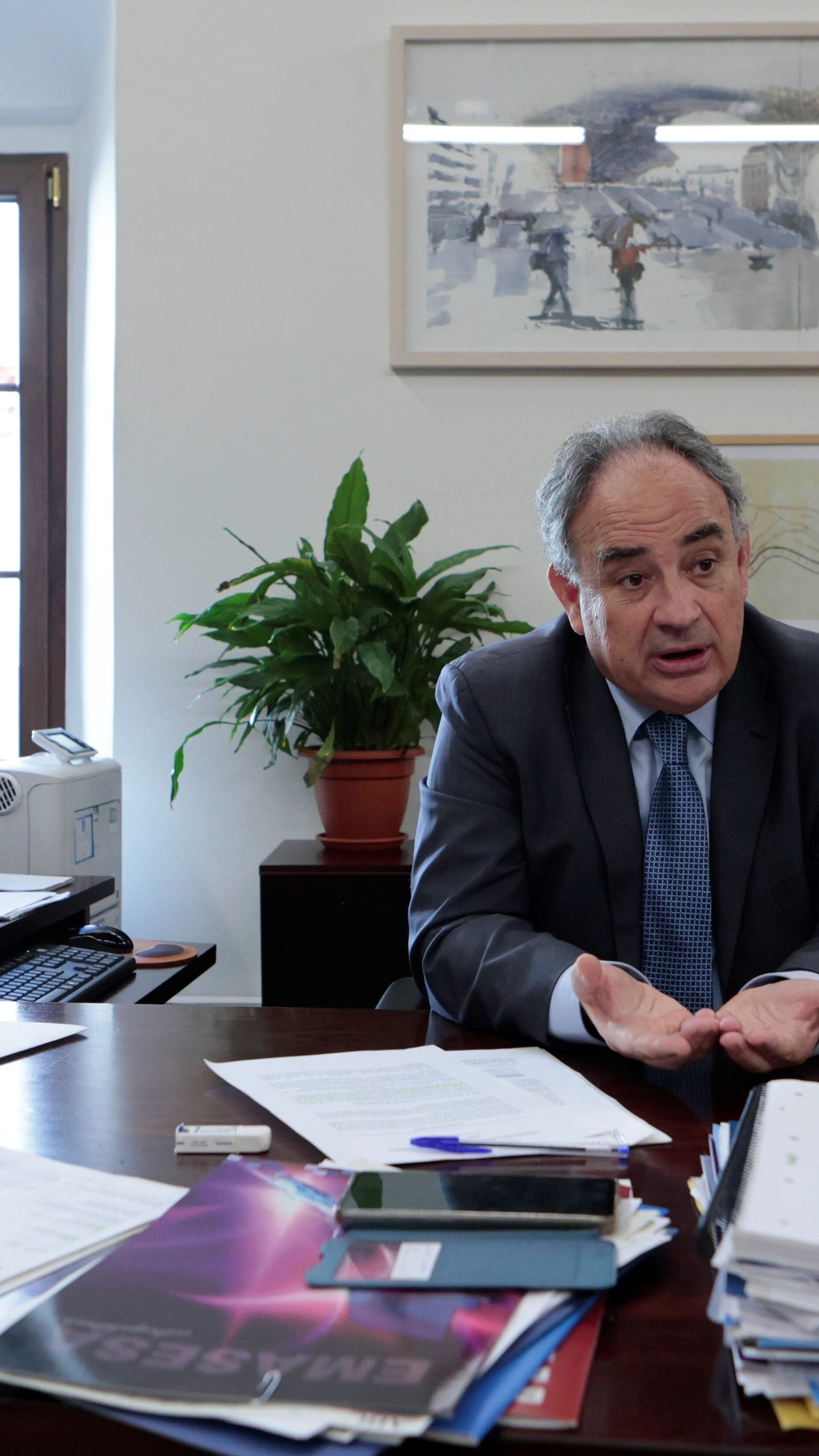 Manuel Romero, consejero delegado de Emasesa, durante la entrevista.
