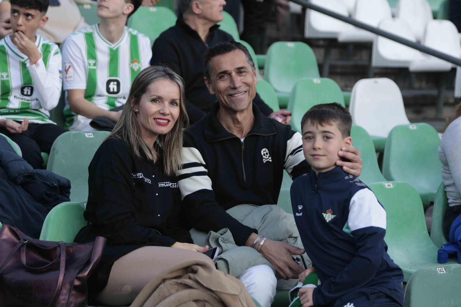 Búscate en las gradas del Villamarín