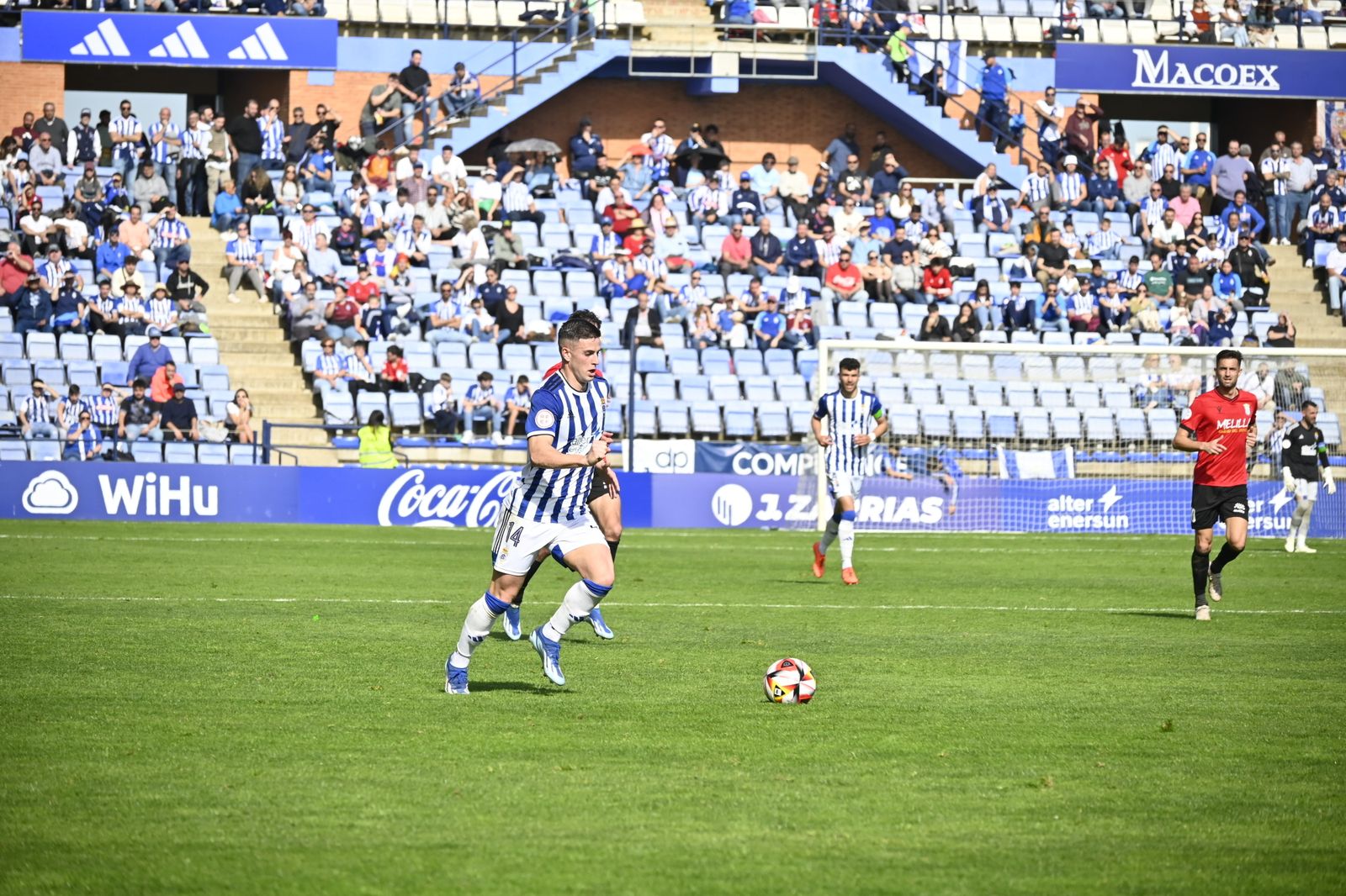 Imágenes del partido: Recre - Melilla