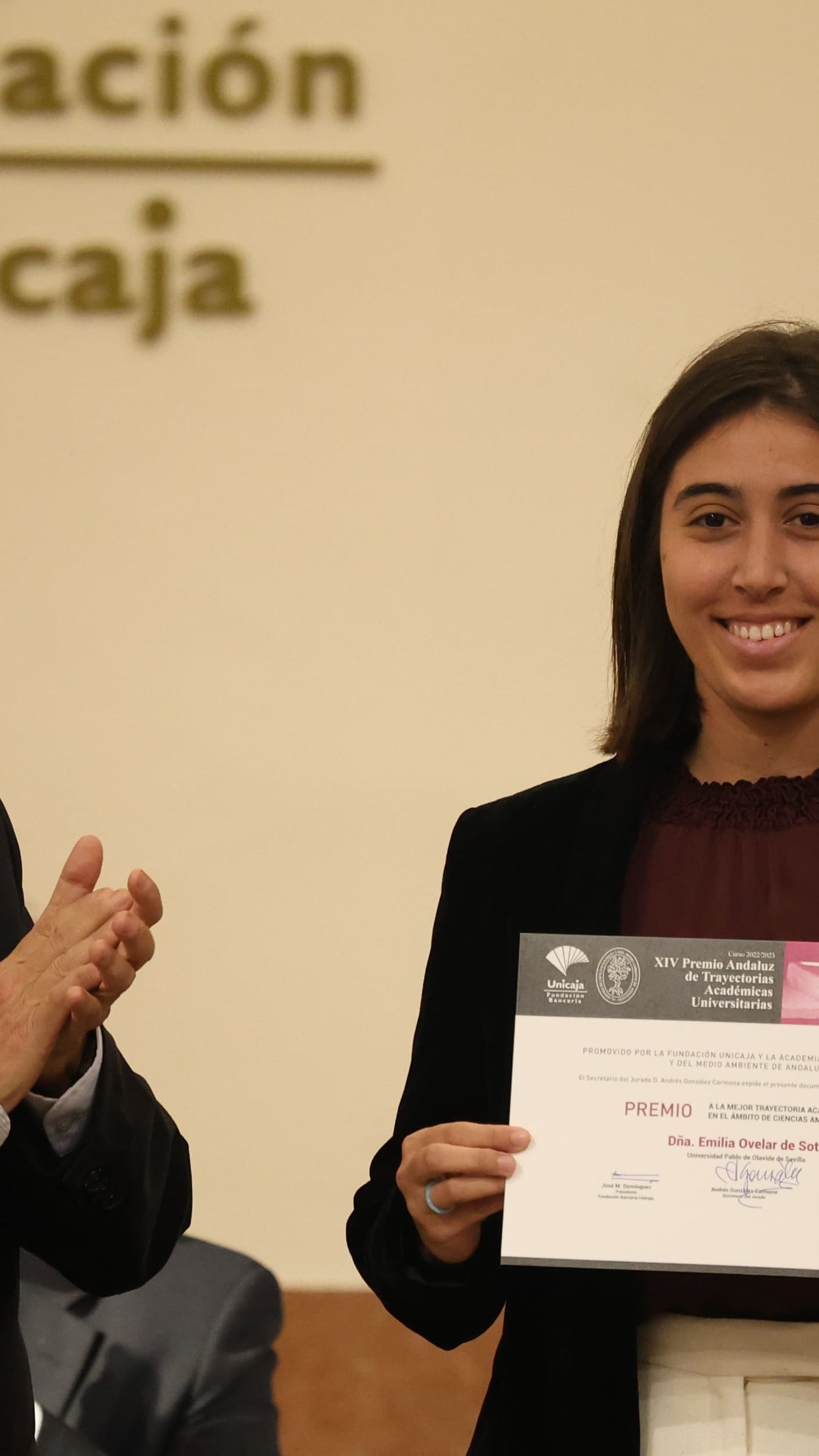 Emilia Ovelar, Premio a Mejor Trayectoria Académica Universitaria en Ciencias Medioambientales.