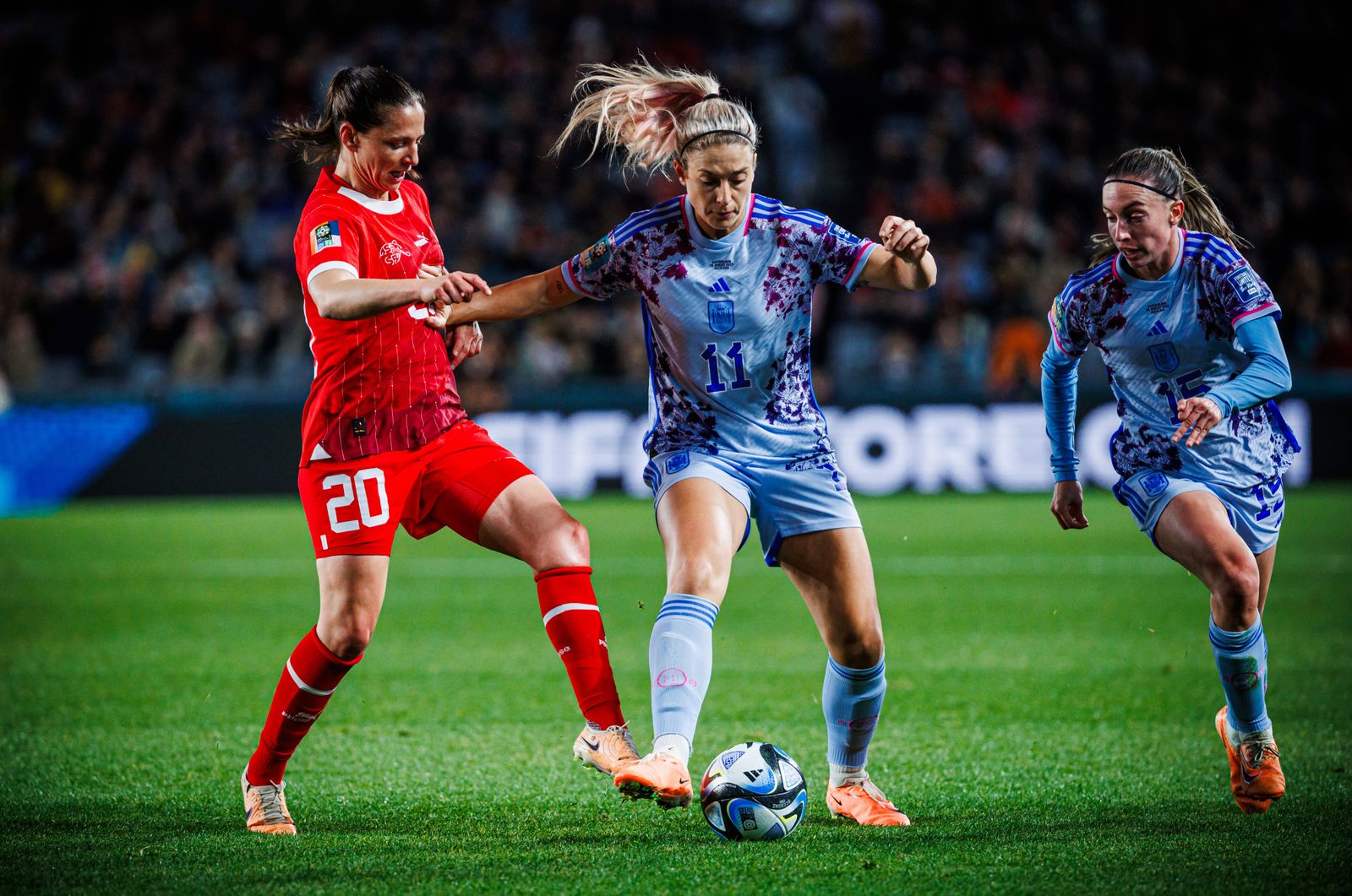 Imagen del partido entre España y Suiza en el Mundial femenino