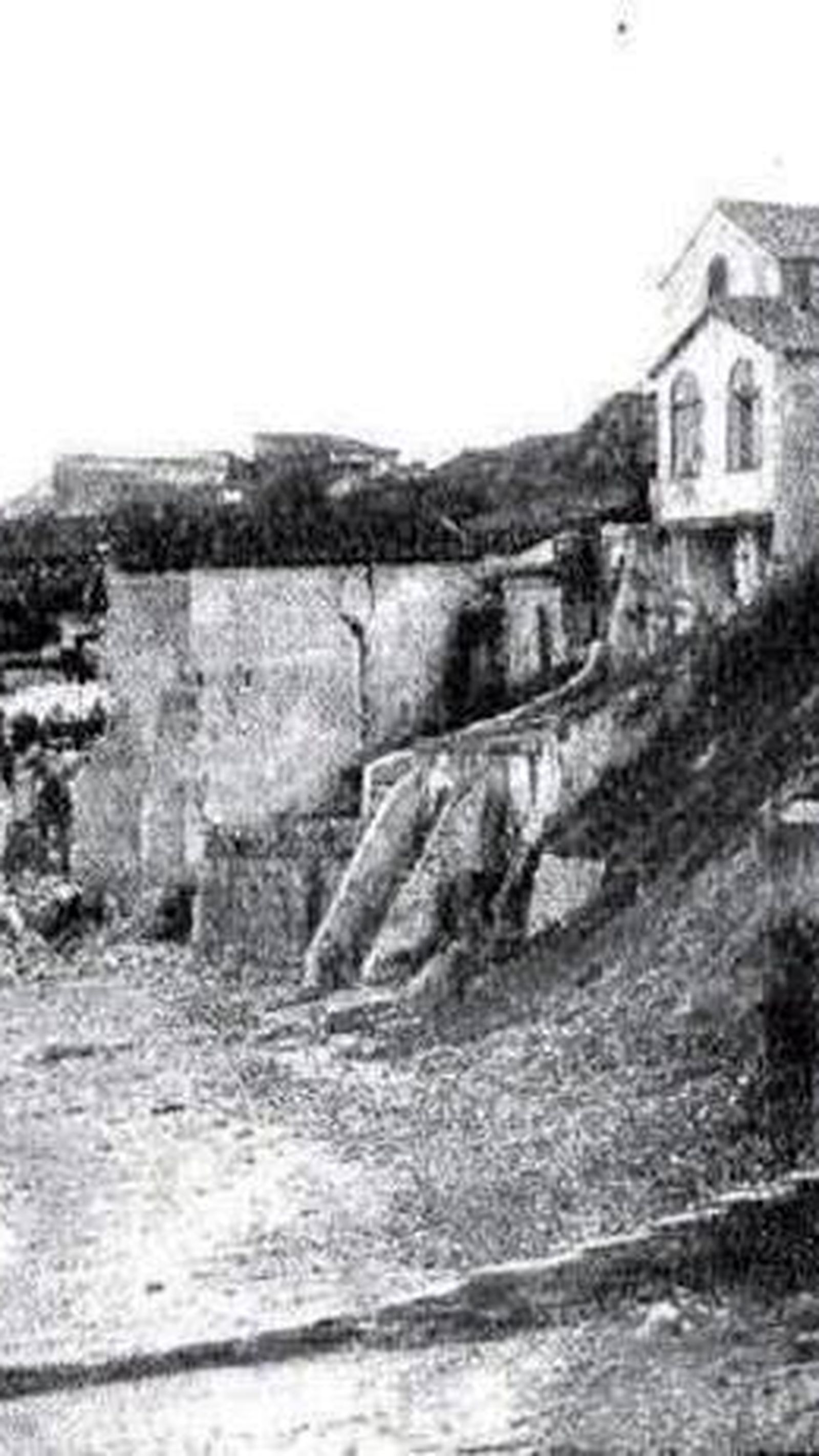 Fábrica de luz desde la playa del Murillo.