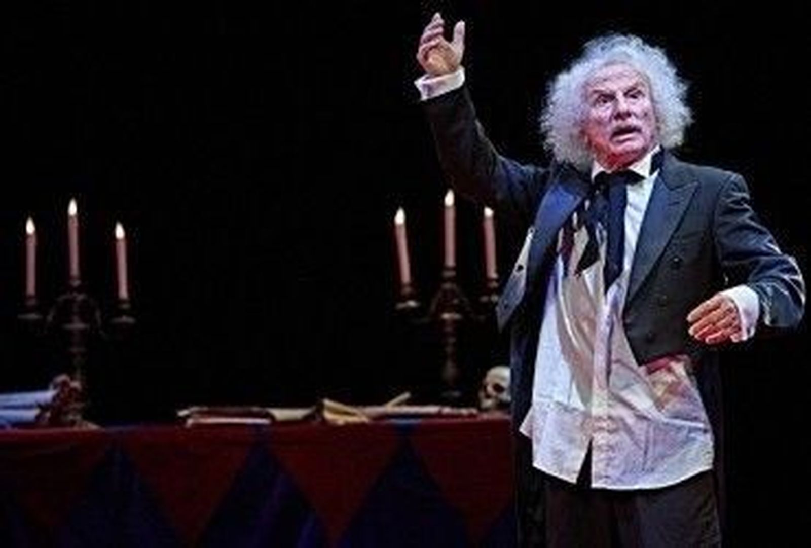 Un momento del musical 'El viaje del Monstruo Fiero'.