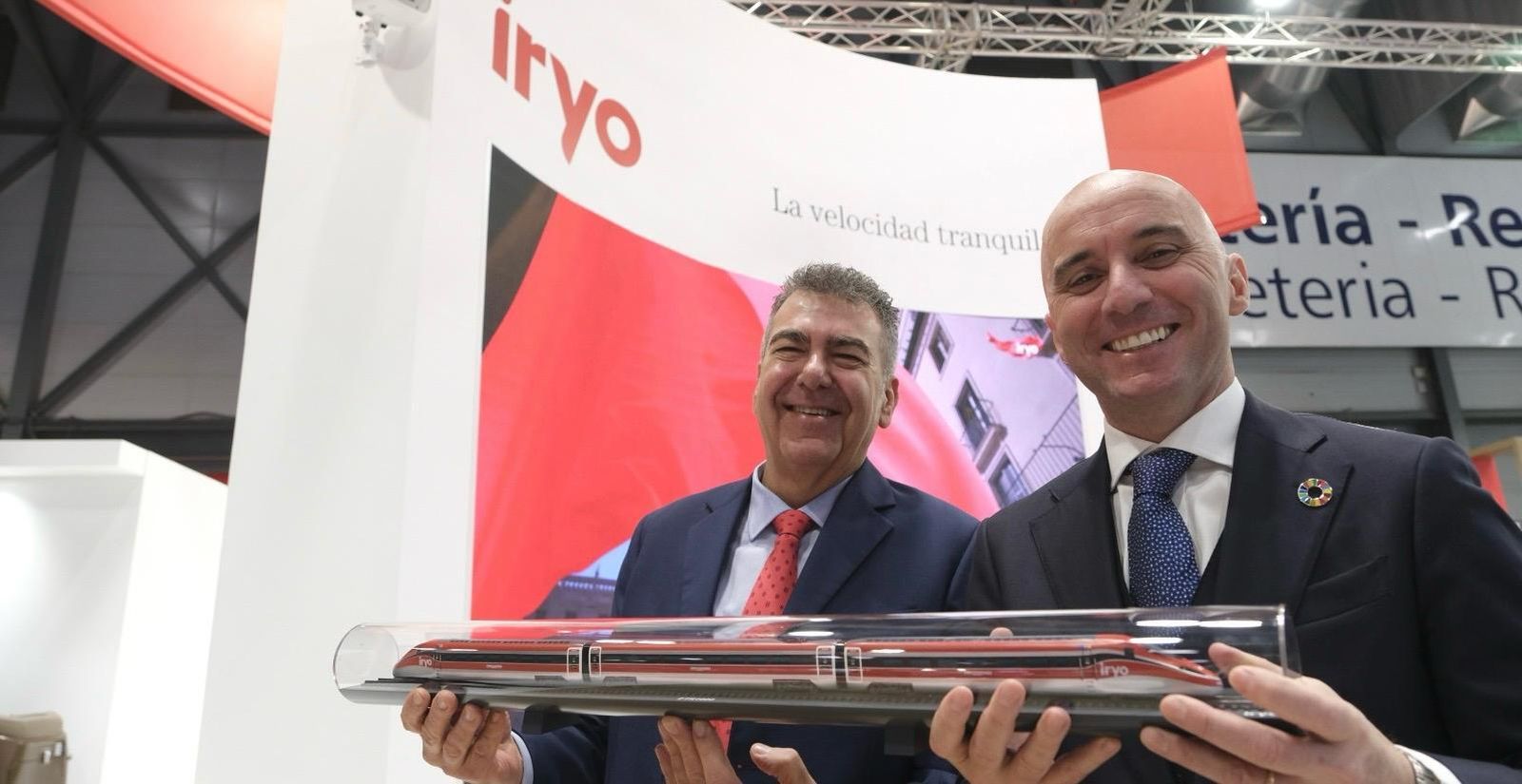 Simone Gorini, CEO de Iryo, junto a Carlos Bertomeu, presidente de la empresa.