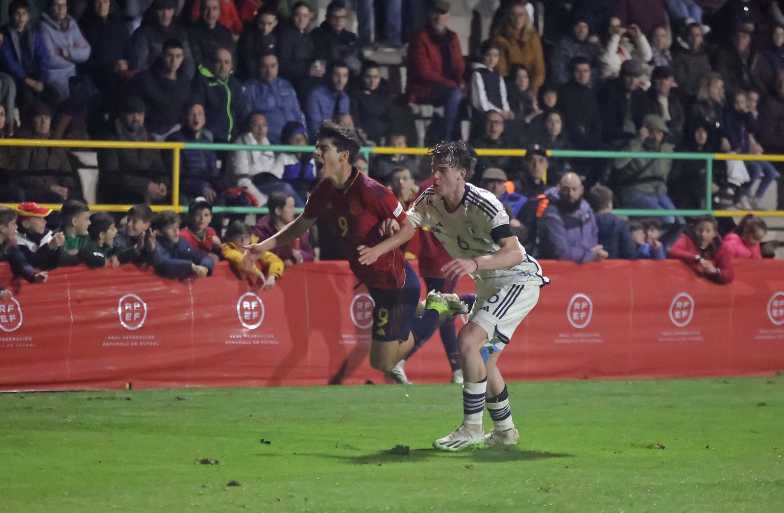 Las mejores fotos del España - Italia sub-17: Camarda, Oyono, Iago y Reyes en Los Barrios