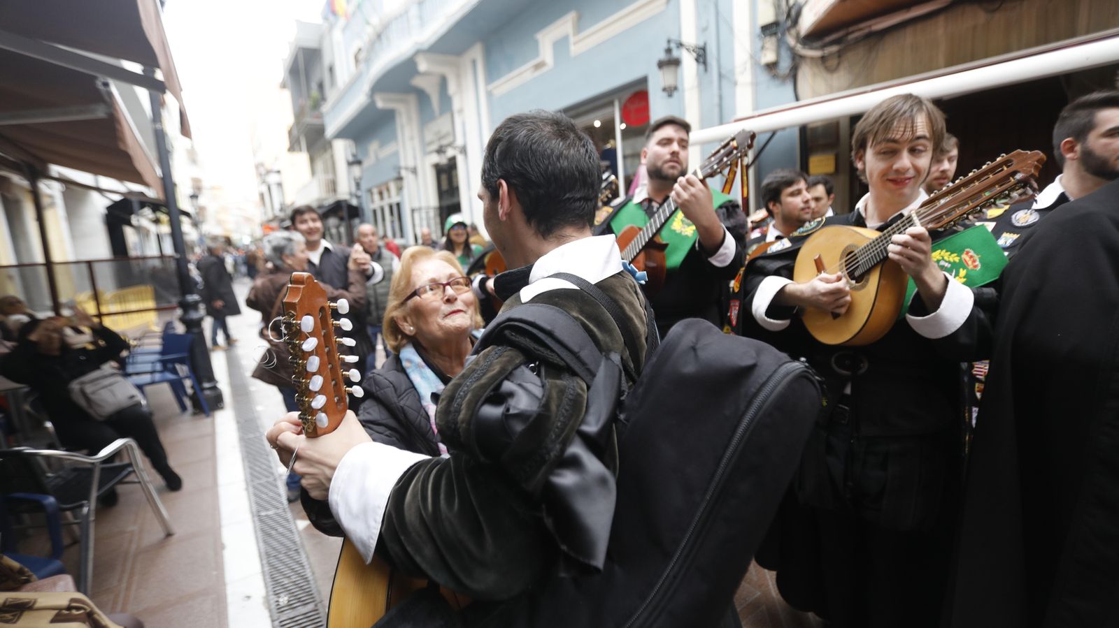Las fotos del Pasacalles de Tunas en La Línea
