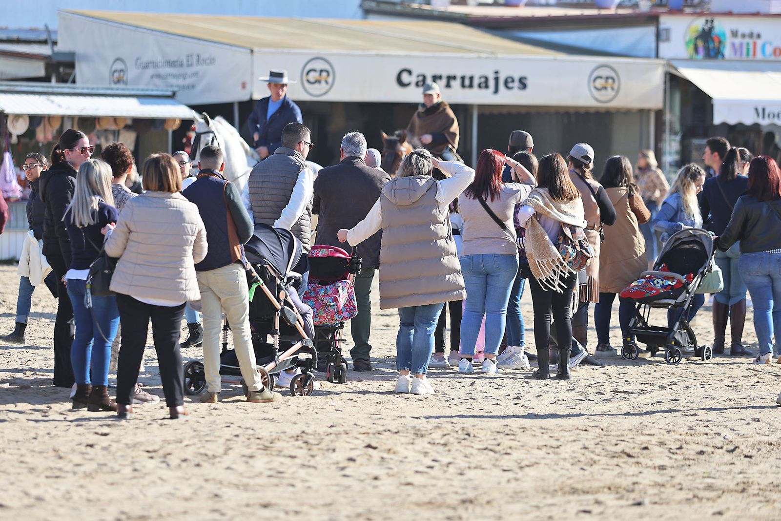 Candelaria 2024: Presentación de los niños ante la VIrgen del Rocío