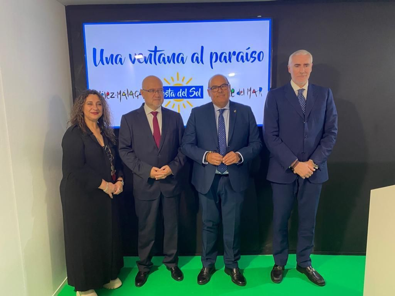 Presentación de la campaña 'Una ventana al paraíso' de Vélez-Málaga.