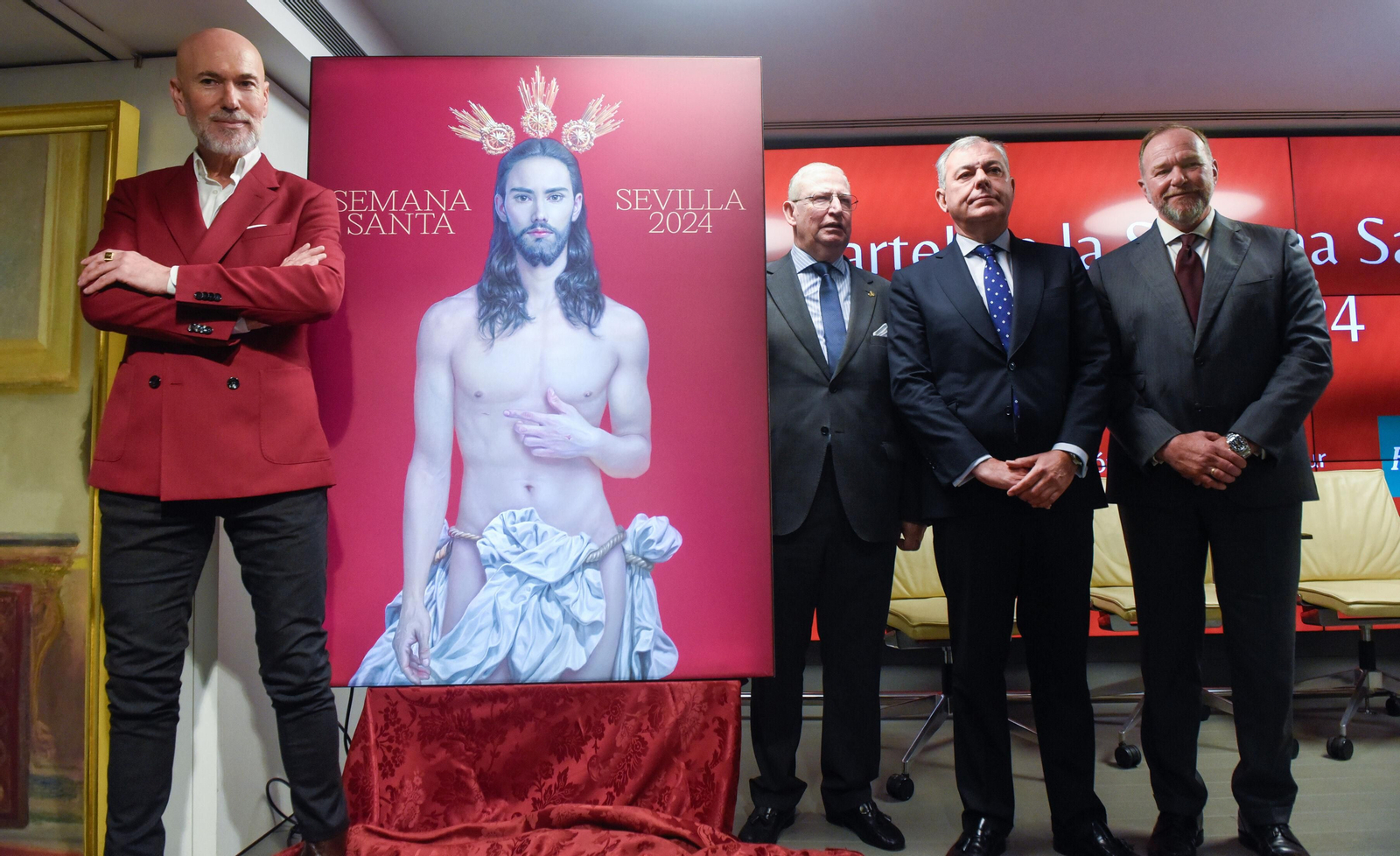 El alcalde Sevilla en las presentación del cartel de la Semana Santa de Sevilla de 2024.
