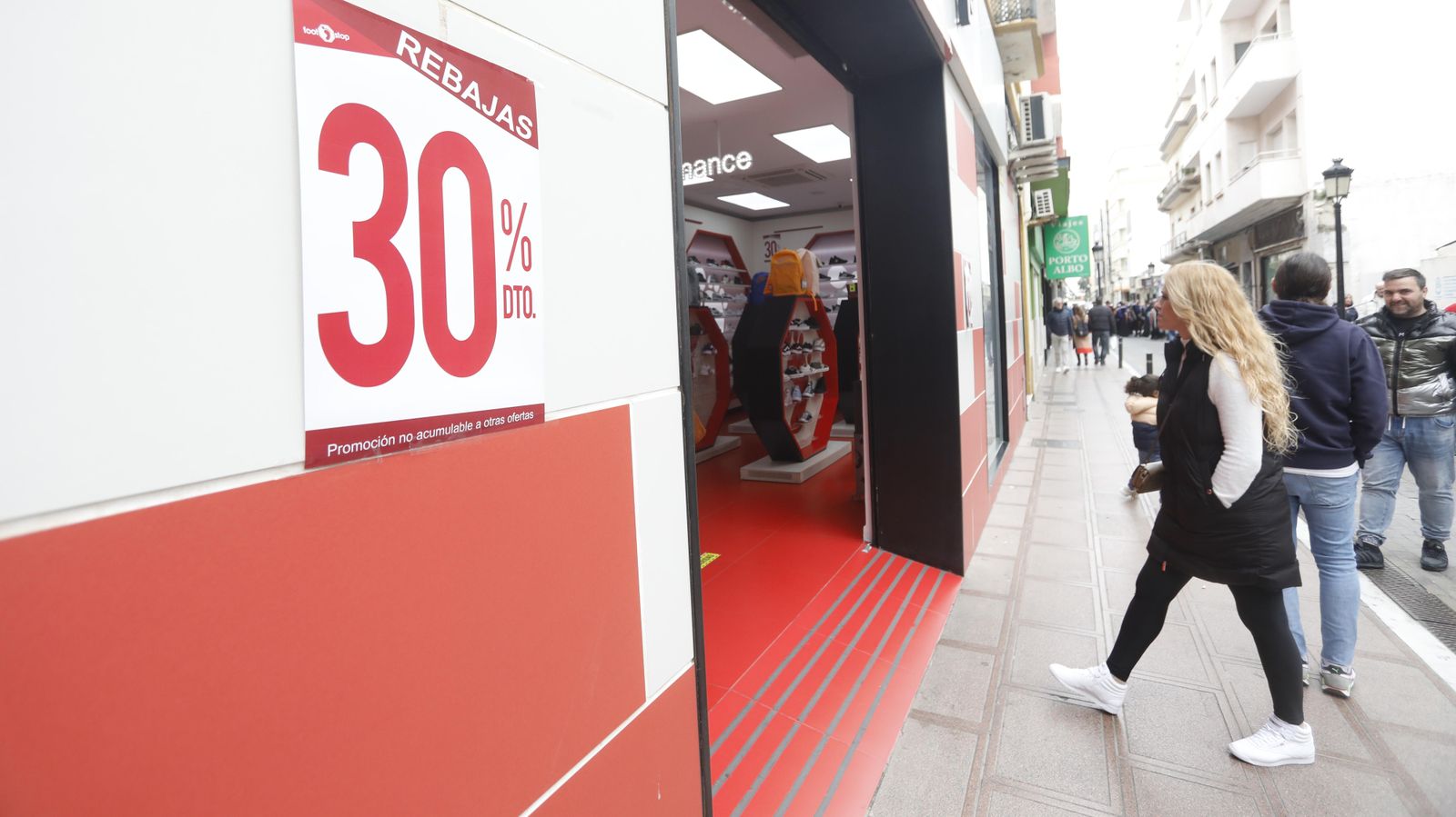 Las fotos del Outlet este sábado en La Línea