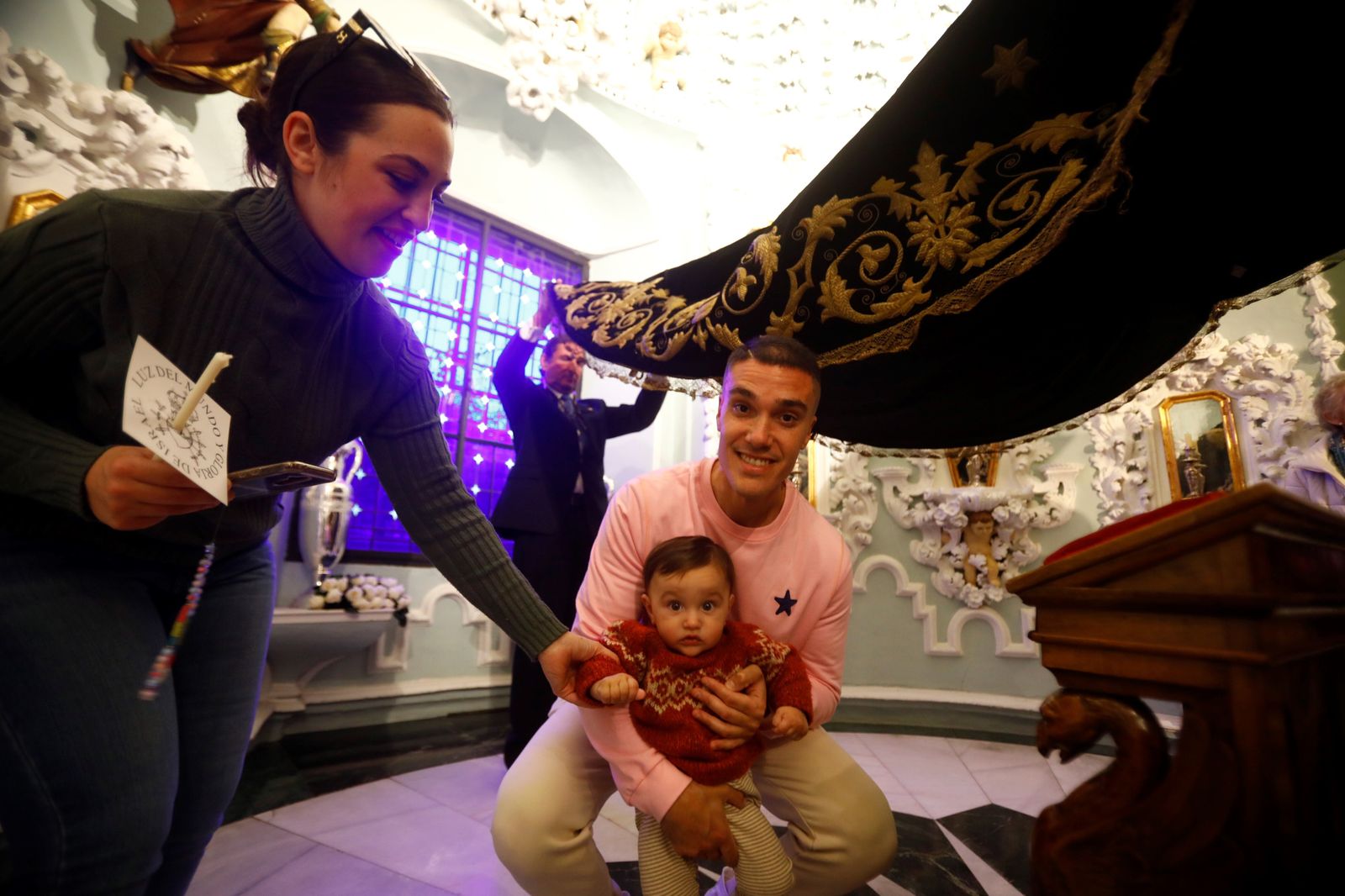 Las imágenes de la presentación de los niños a la Virgen de los Dolores de Córdoba
