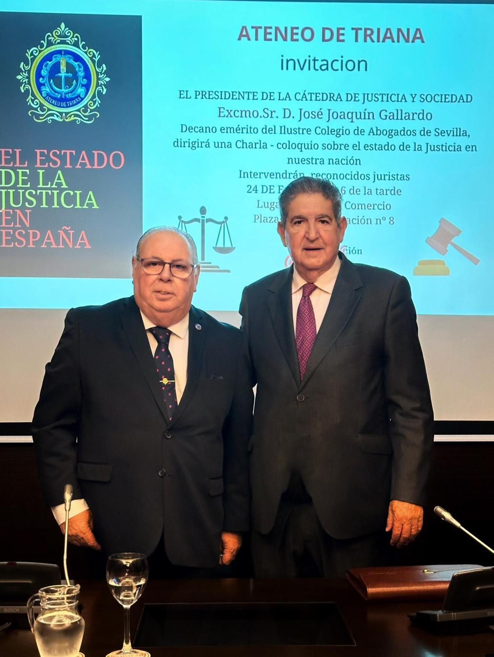 José Joaquín Gallardo, con Carlos Valera, presidente del Ateneo de Triana.