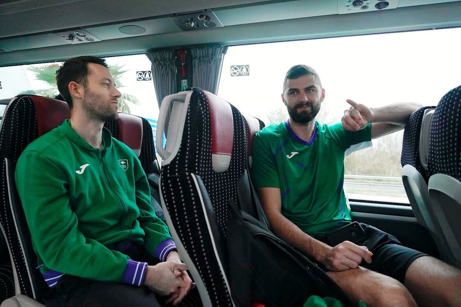 Kalinoski y David Kravish.