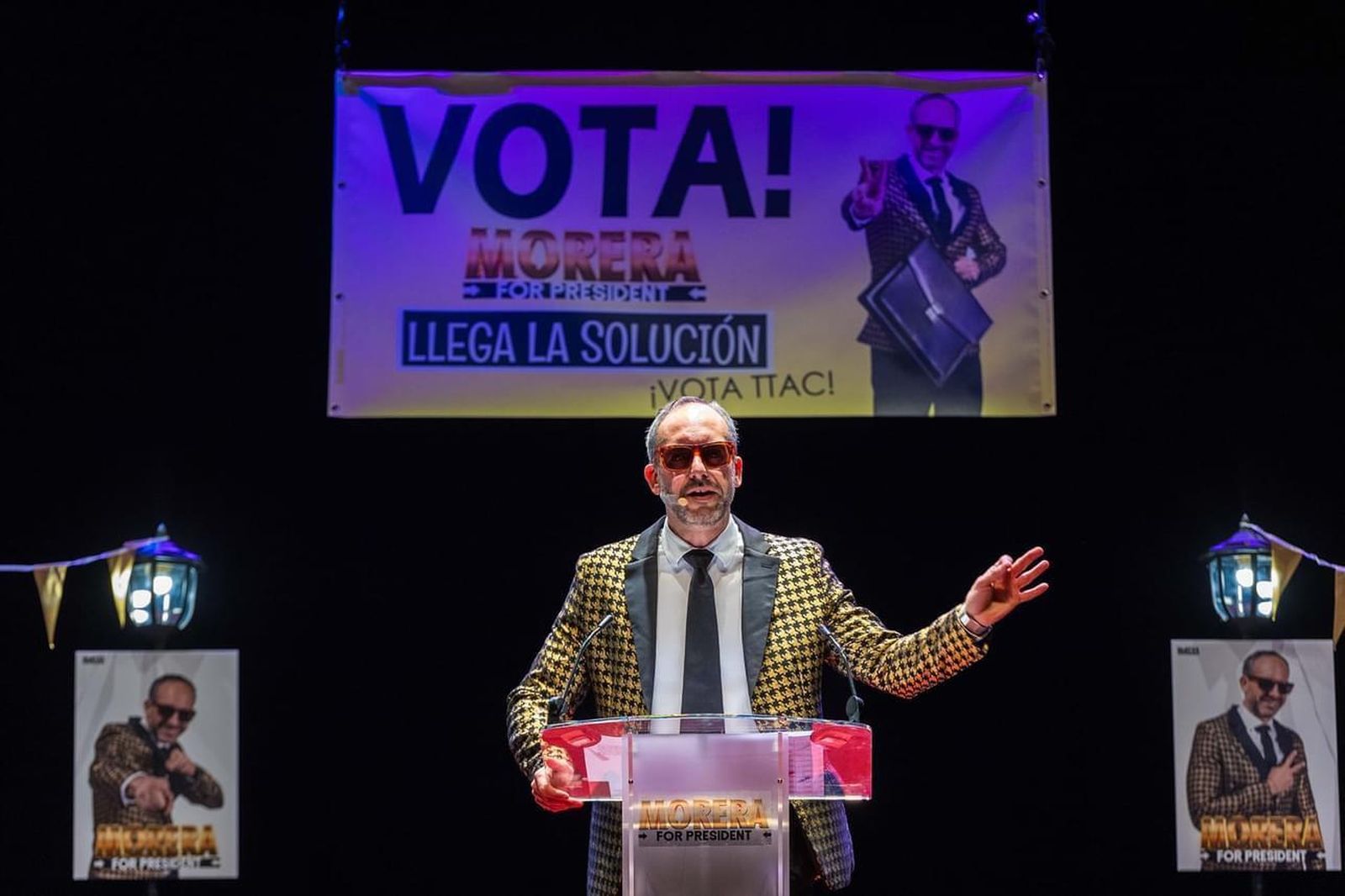 Un momento de la obra 'Morera for President' en el Teatro de Las Cortes.
