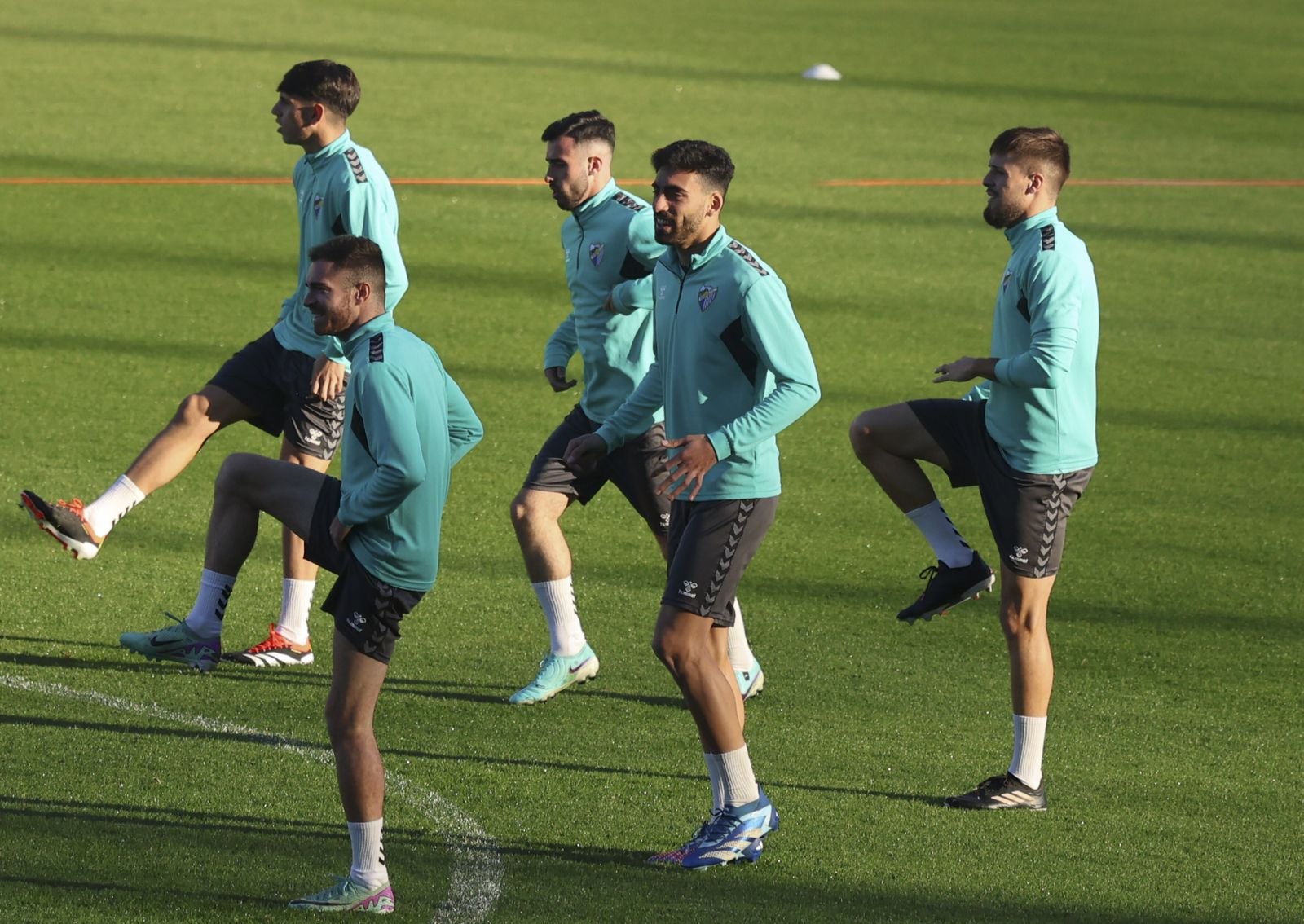 Primer entrenamiento de Carlos Puga en fotos y sin Dani Lorenzo
