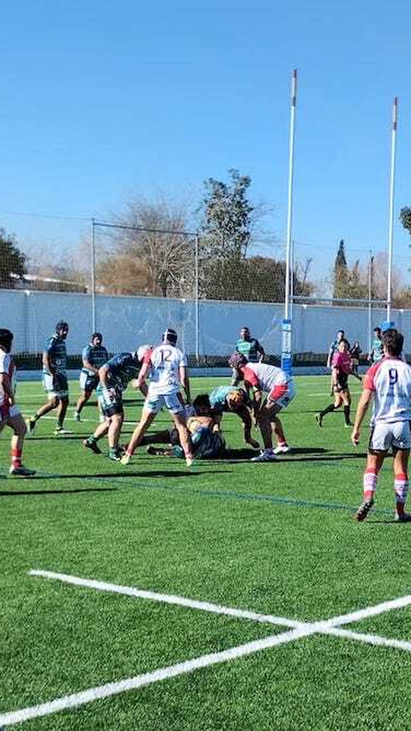 Los cruzados superando a los locales en este duelo de la segunda fase.