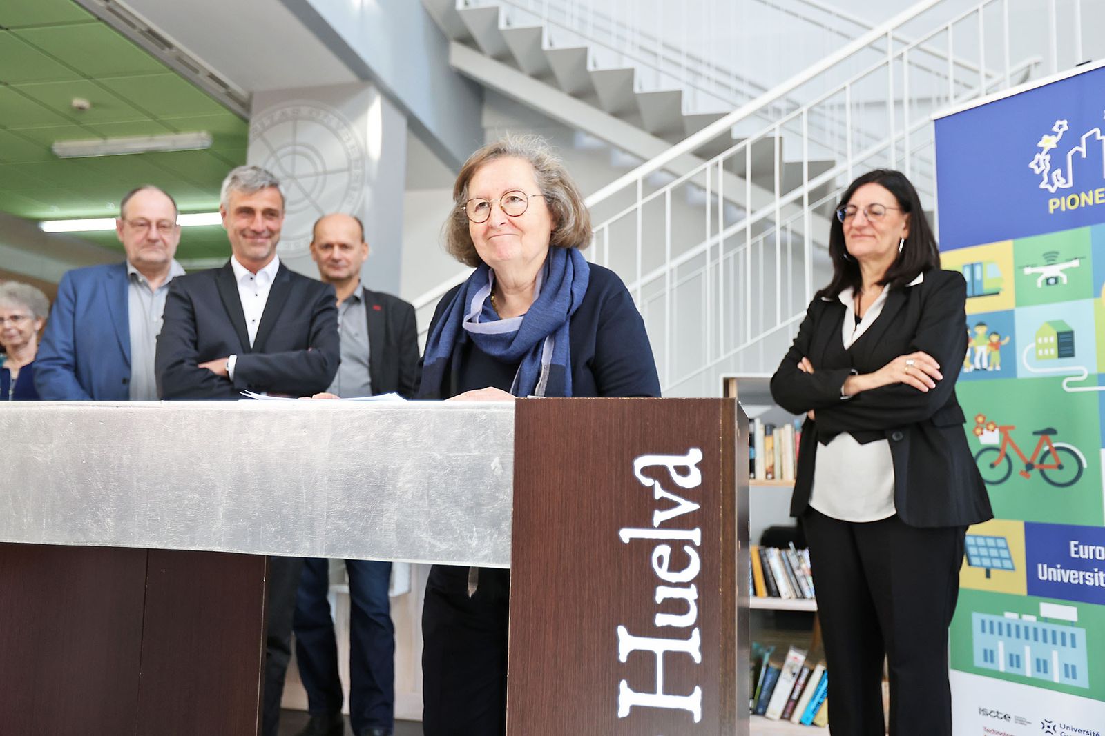 Imágenes de la firma de la Alianza Universitaria Europea PIONEER en Huelva