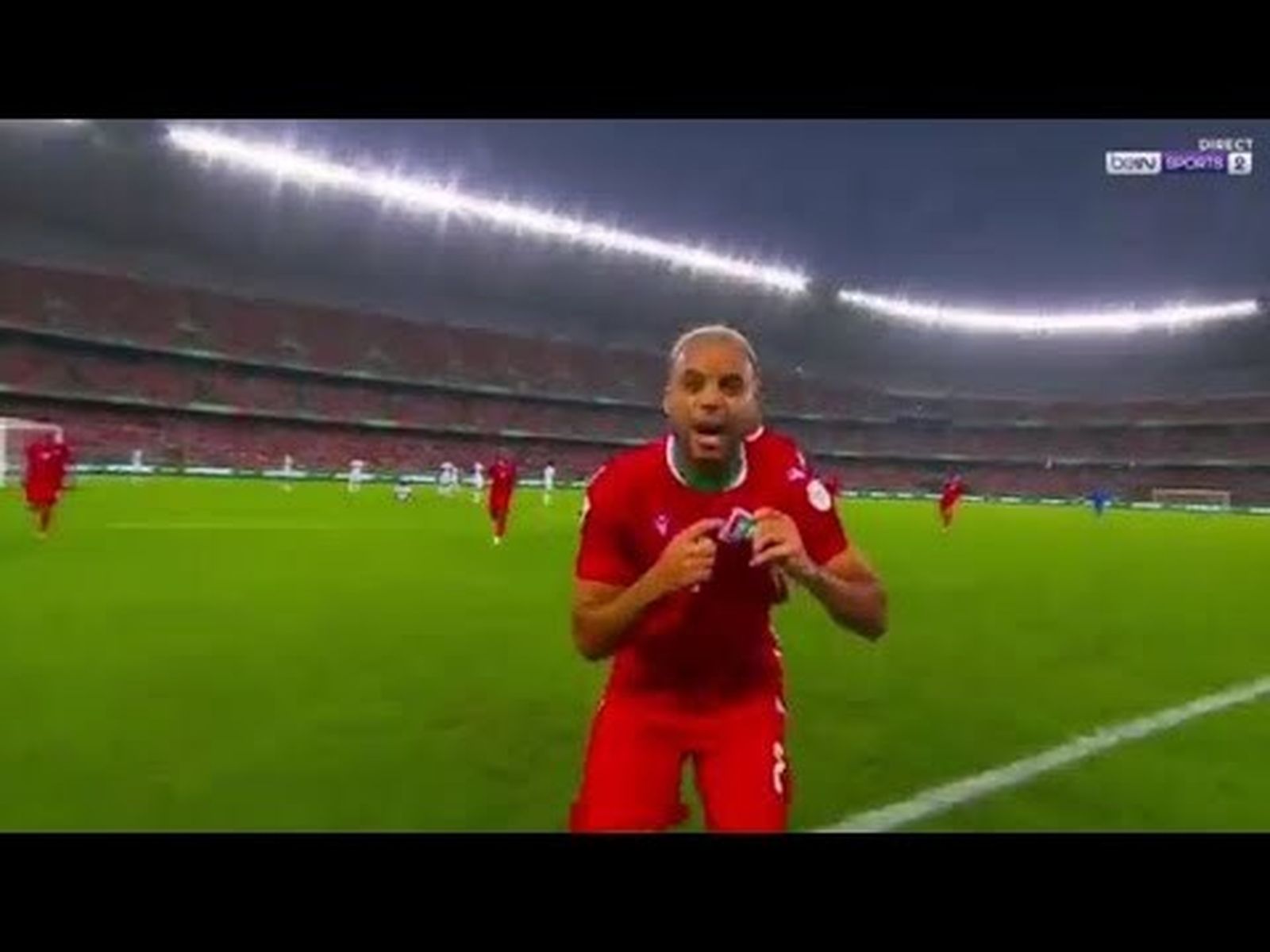 Golazo del exmalaguista Pablo Ganet en la Copa África