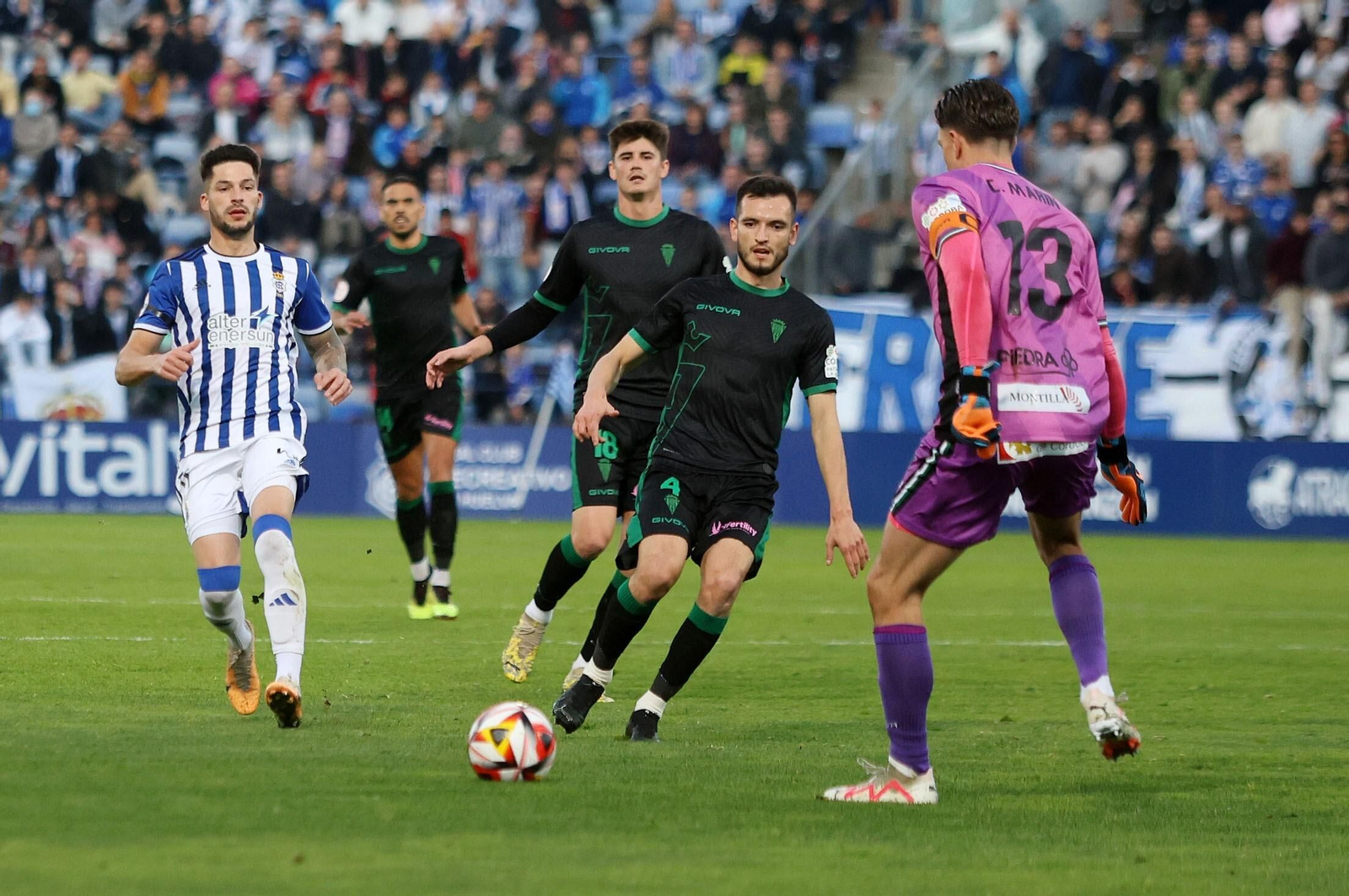 Las mejores fotos del ambiente en el Nuevo Colombino para el Recre - Córdoba CF