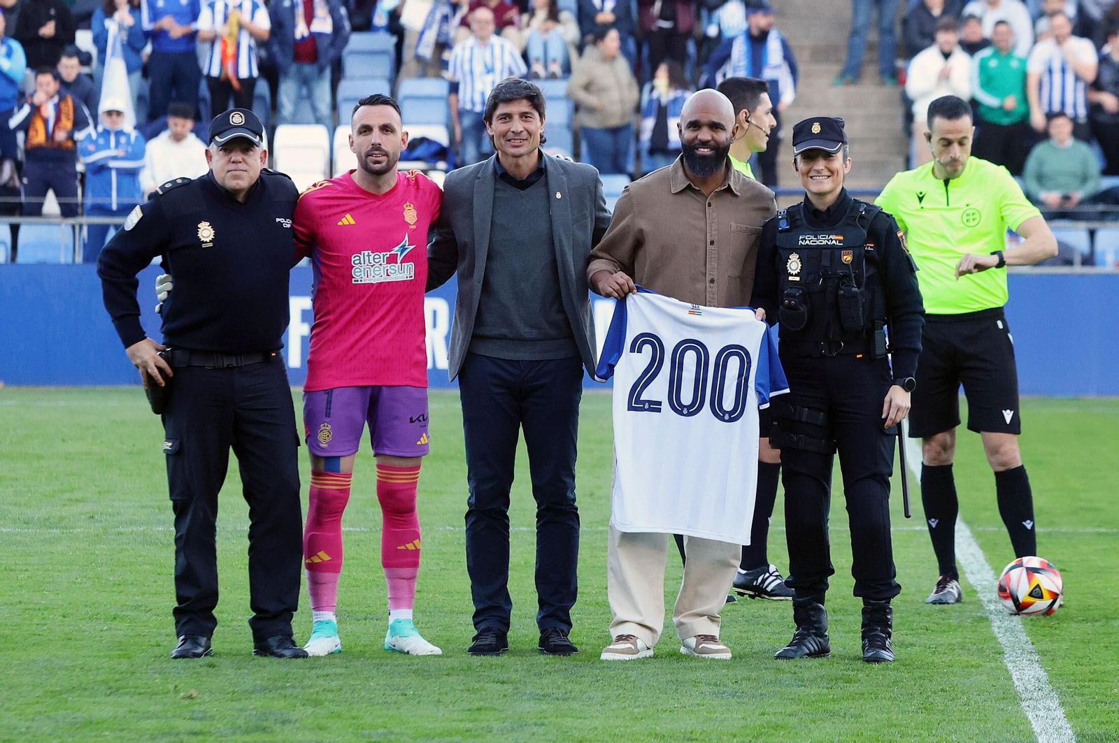 Las mejores fotos del ambiente en el Nuevo Colombino para el Recre - Córdoba CF