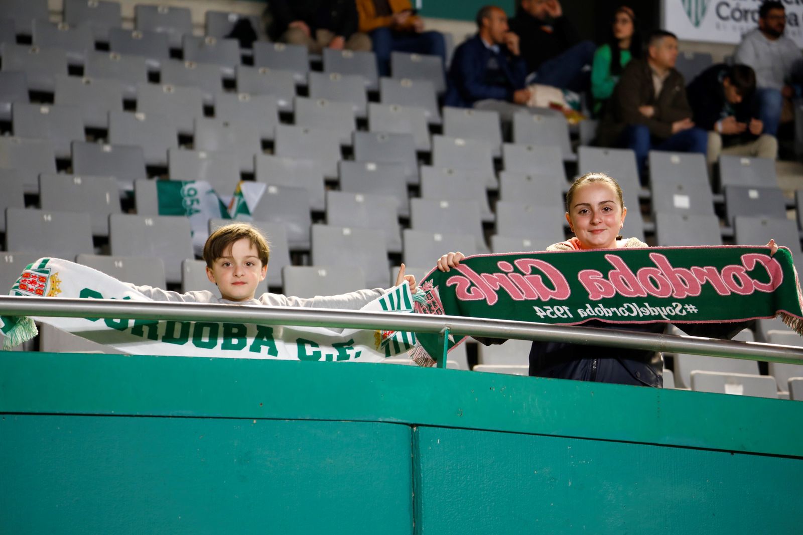 Las mejores fotos del ambiente en El Arcángel para el Córdoba CF - Real Murcia