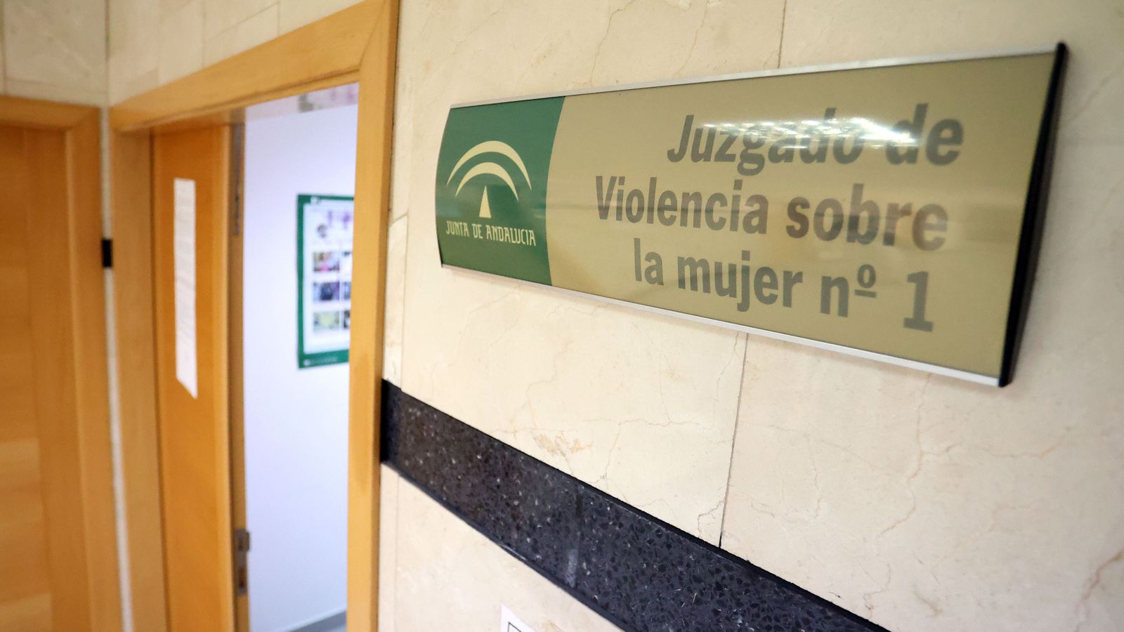 Acceso al Juzgado de Violencia sobre la mujer de Jerez.