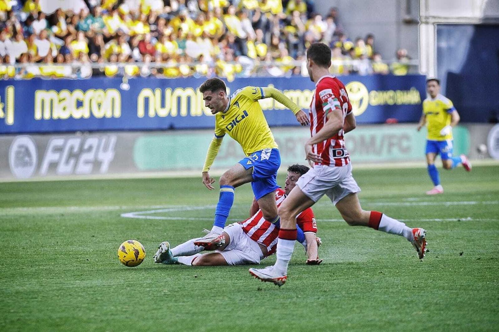 Todas las imágenes del Cádiz C.F-Athletic