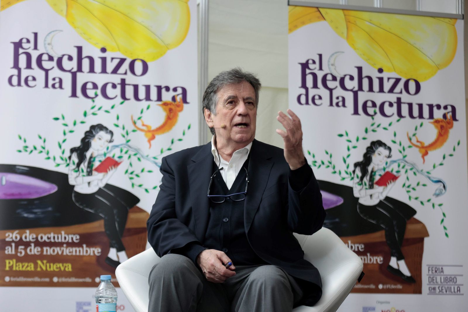 Luis Landero, ayer en la Feria del Libro de Sevilla.