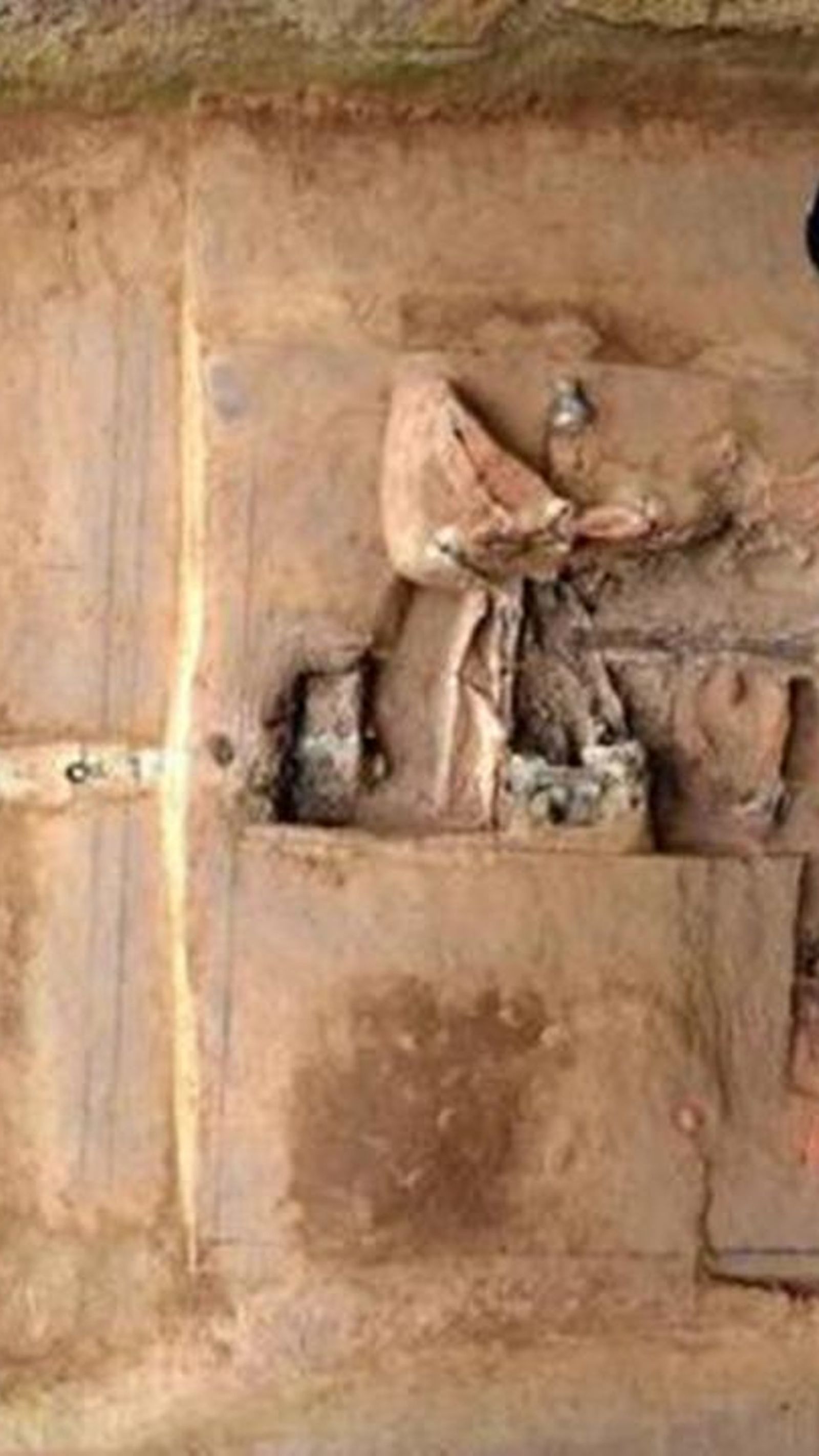 La excavación previa al hallazgo