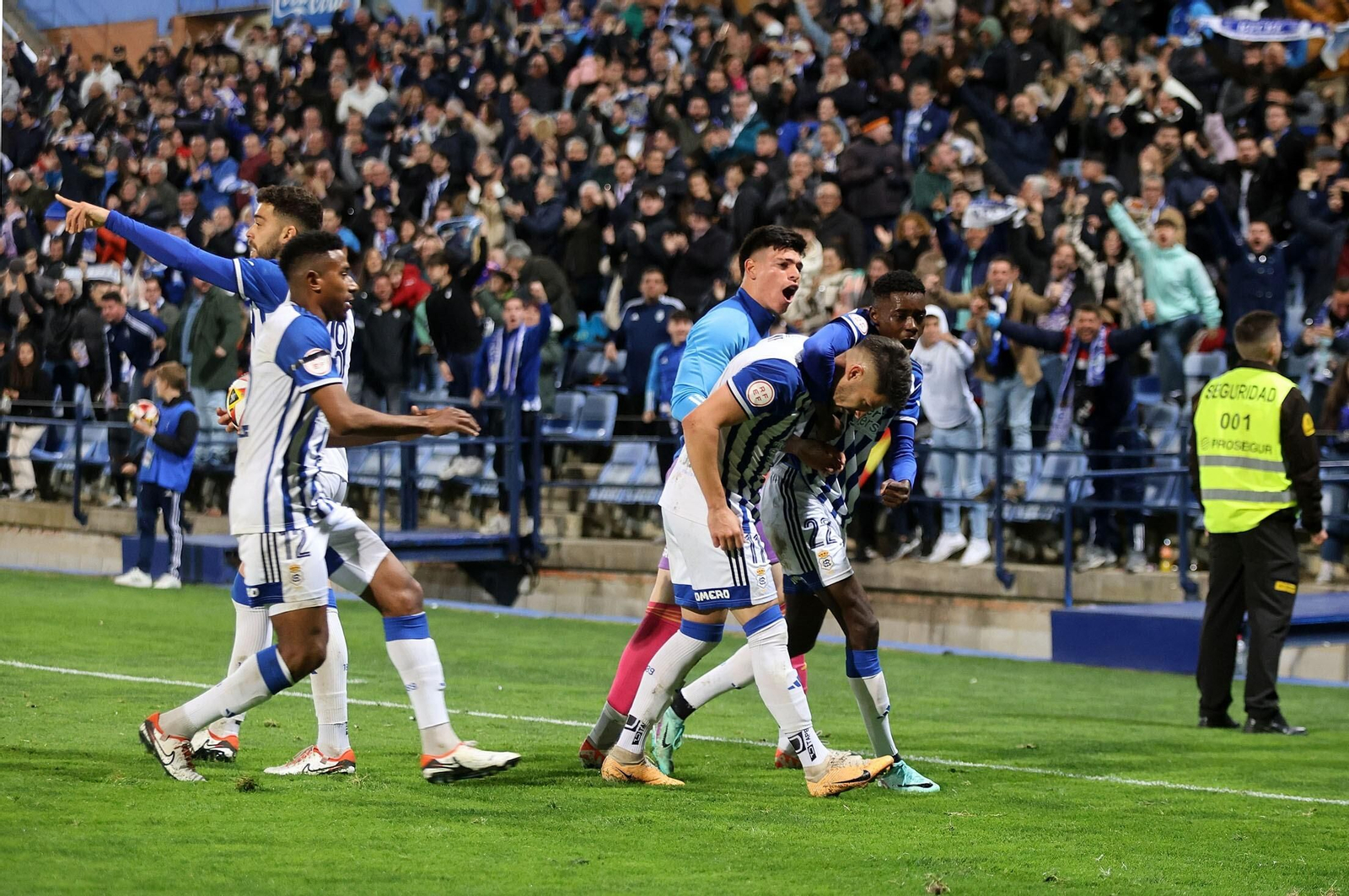 Las mejores fotos del ambiente en el Nuevo Colombino para el Recre - Córdoba CF