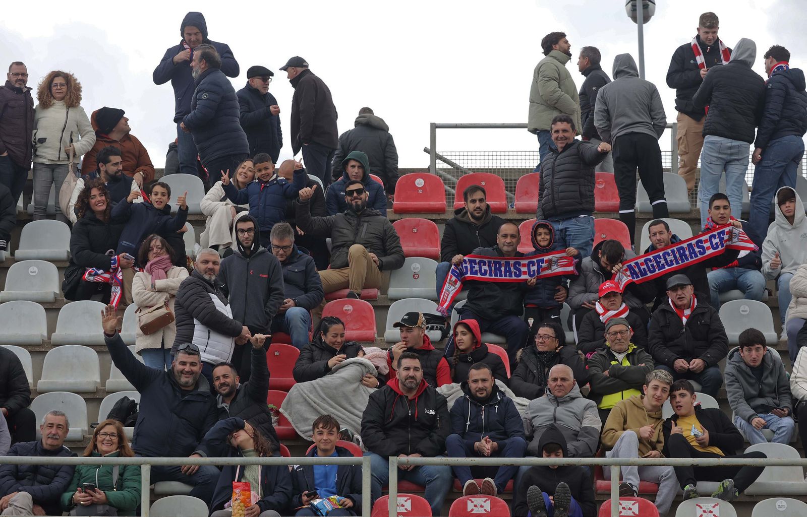 Búscate en el Nuevo Mirador durante el Algeciras - Alcoyano