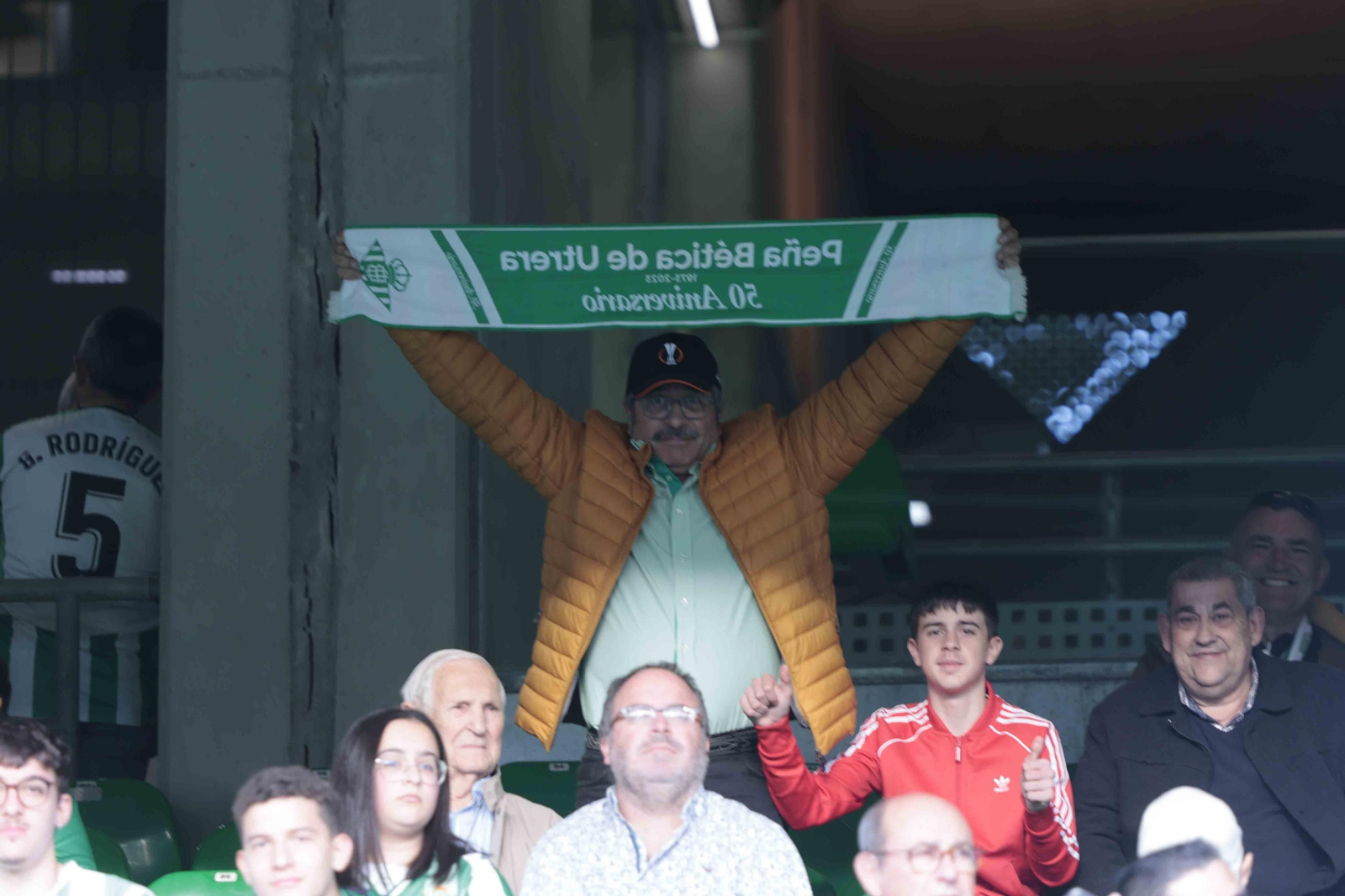 Búscate en las gradas del Villamarín