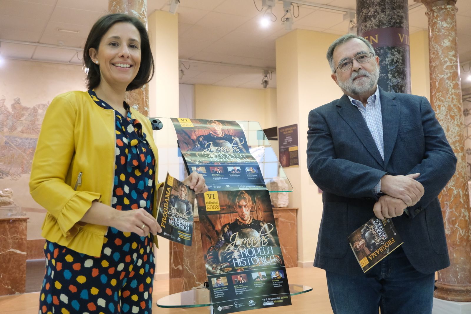 Sabariego y Calvo Poyato presentan las VI Jornadas de Novela Histórica de Cabra.