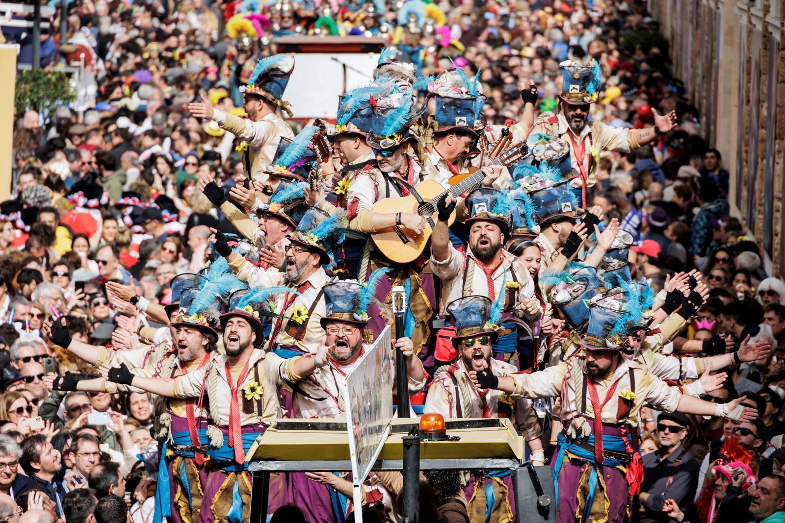 El carrusel de coros del domingo de Carnaval de Cádiz en 2023.