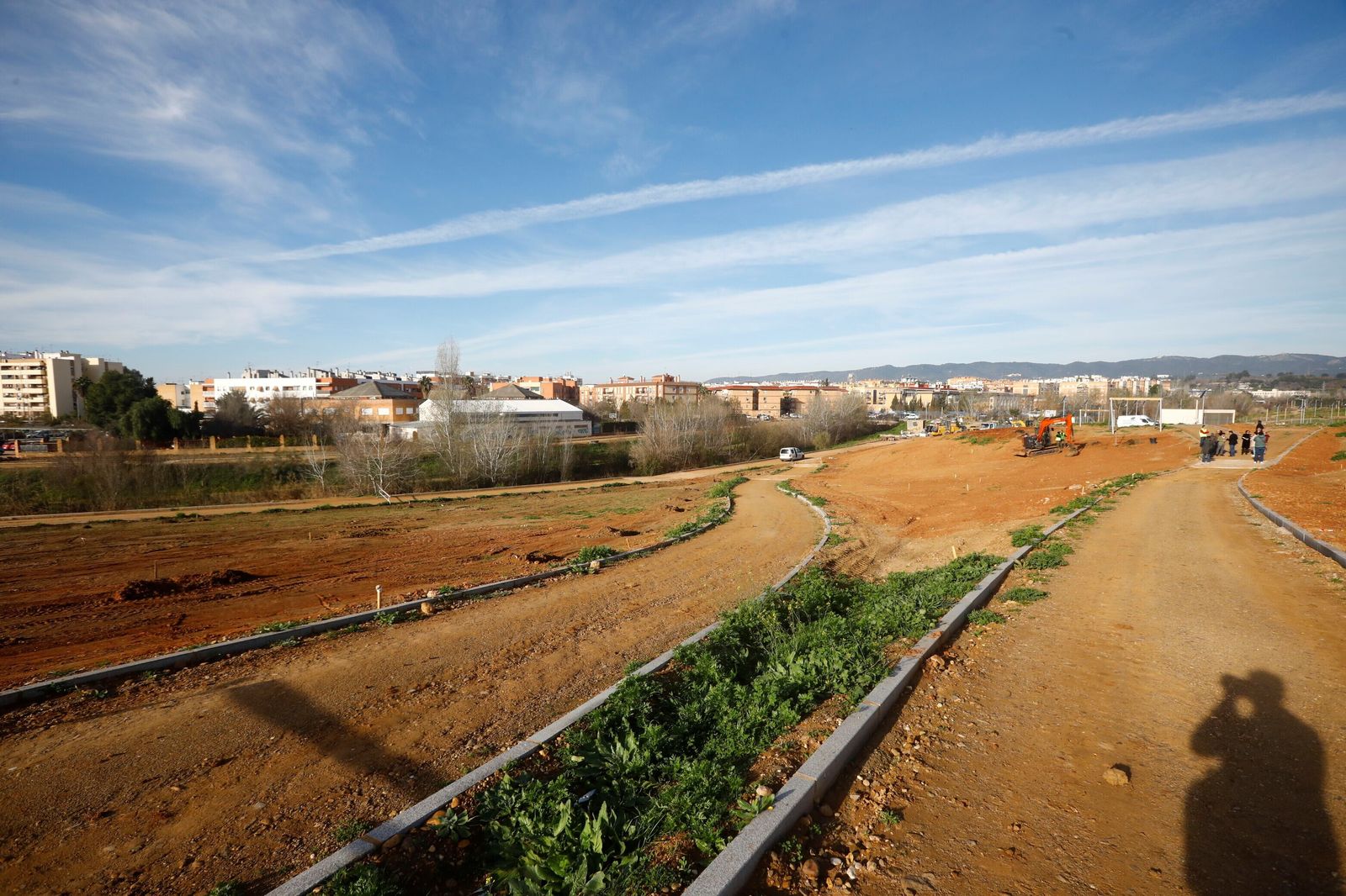 Así avanzan las obras de la segunda fase del parque de Levante de Córdoba, en imágenes