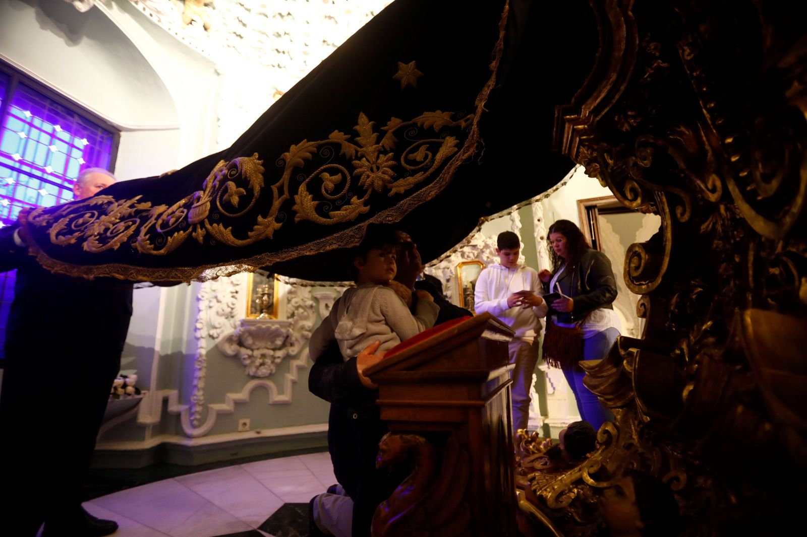 Las imágenes de la presentación de los niños a la Virgen de los Dolores de Córdoba