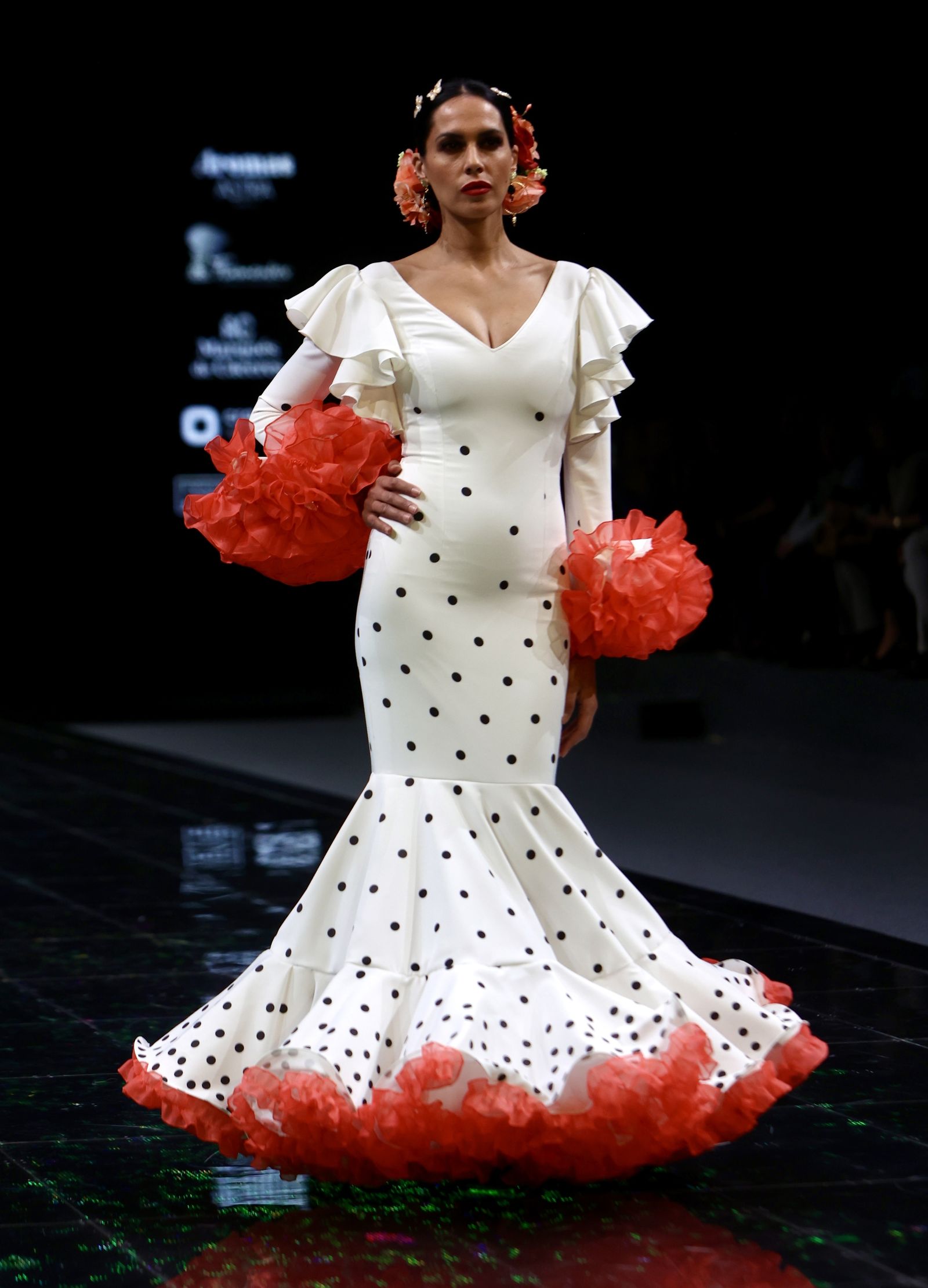 Desfile de Leticia Lorenzo en SIMOF, todas las fotos