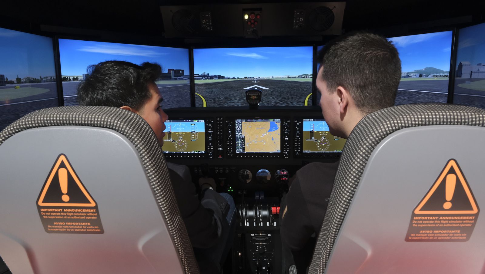 El pabellón de Andalucía en FITUR 2024, en imágenes