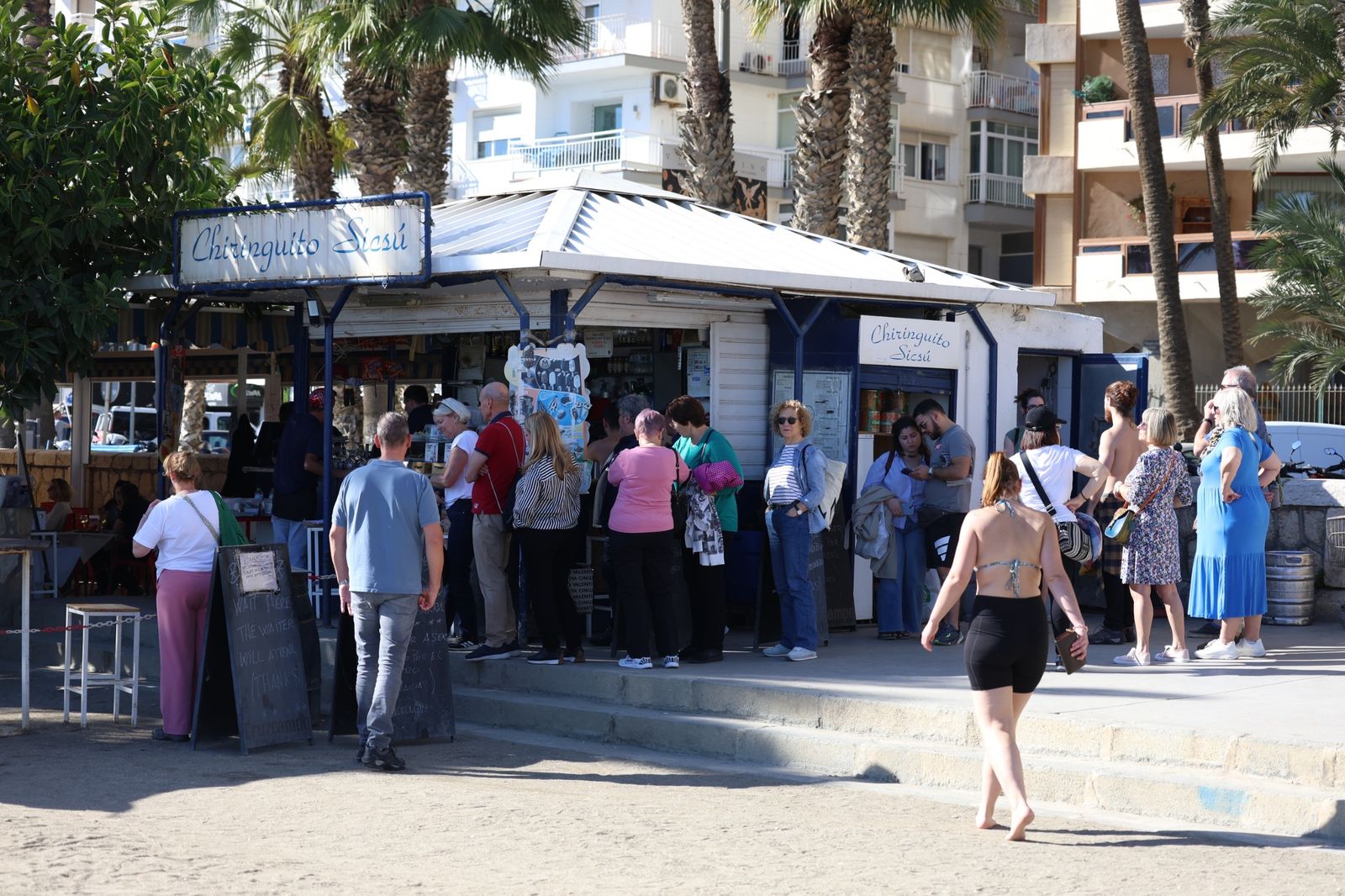 Enero y... día de playa en Málaga: la subida de las temperaturas deja estas imágenes