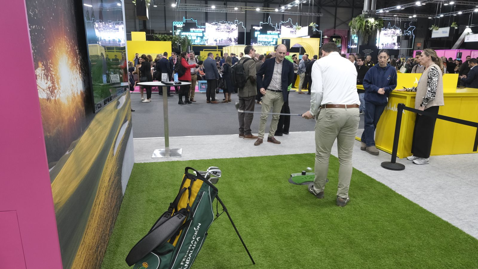 El pabellón de Andalucía en FITUR 2024, en imágenes