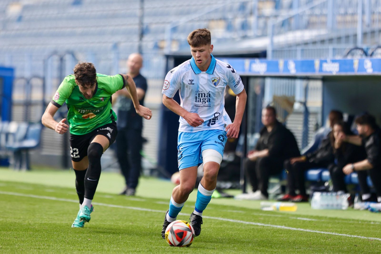 El Atlético Malagueño salva un punto ante el Huétor Vega